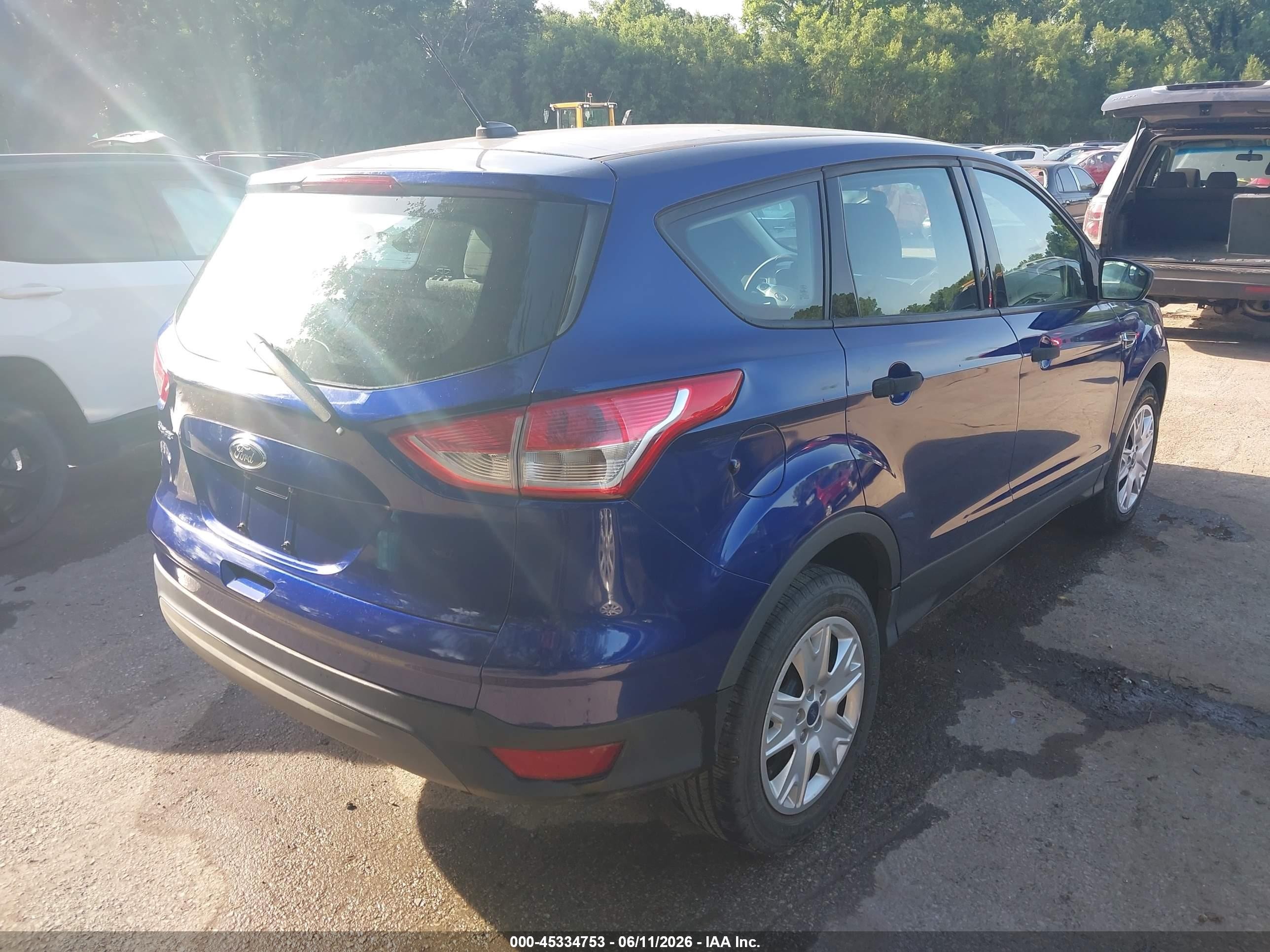 2013 Ford Escape S Blue vin: 1FMCU0F76DUD38261