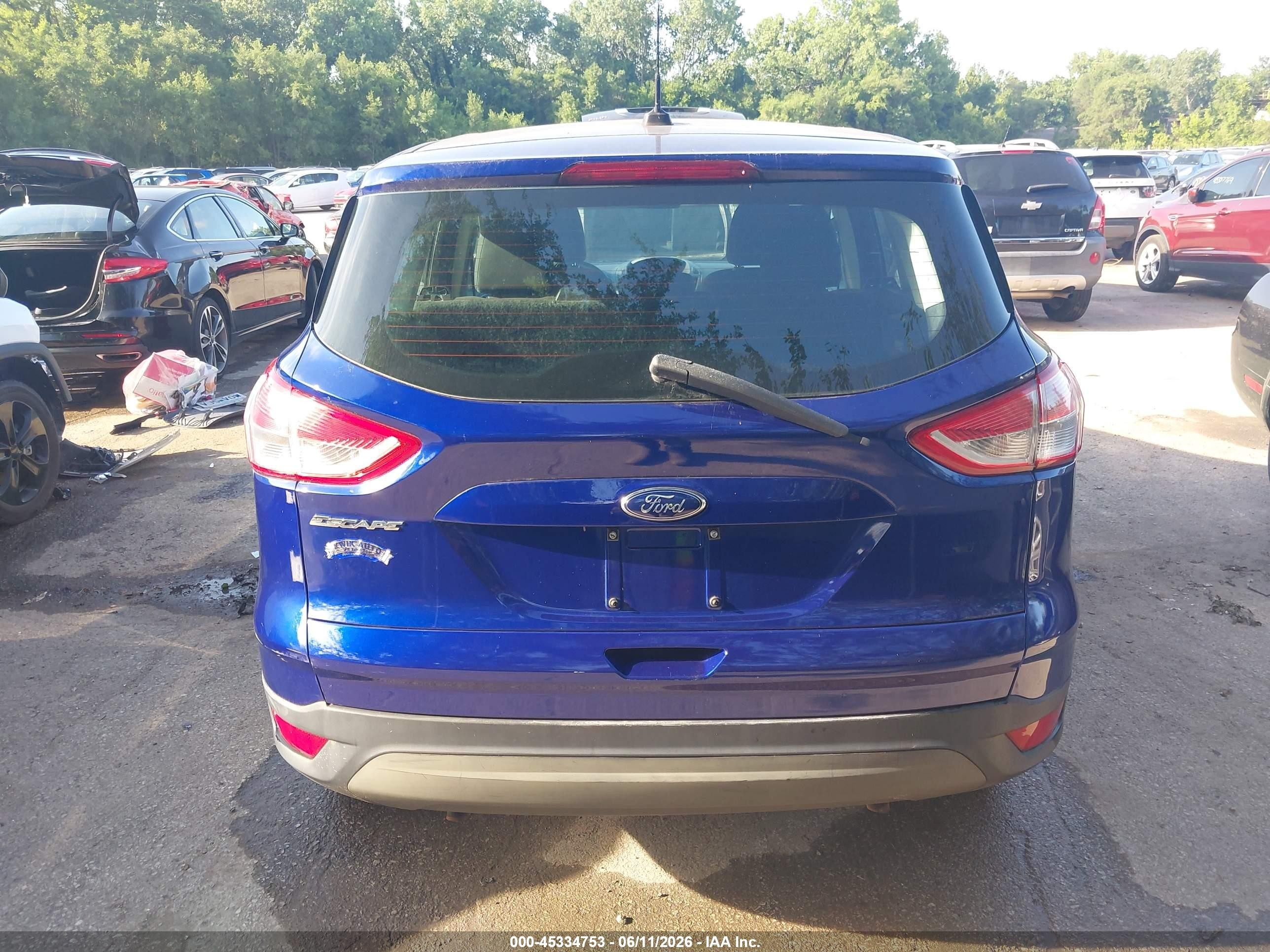 2013 Ford Escape S Blue vin: 1FMCU0F76DUD38261