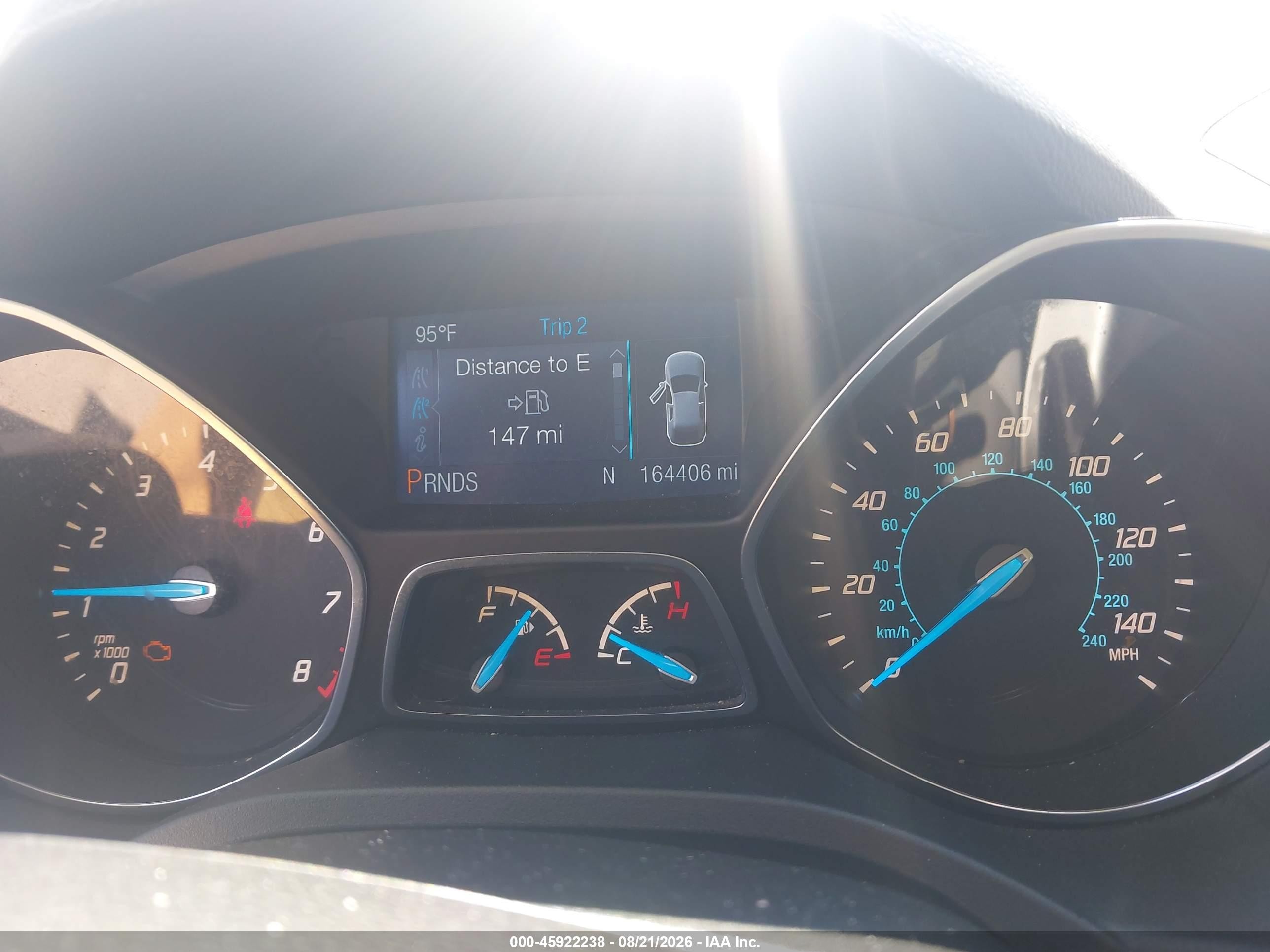 2013 Ford Escape S Белый vin: 1FMCU0F76DUD77884