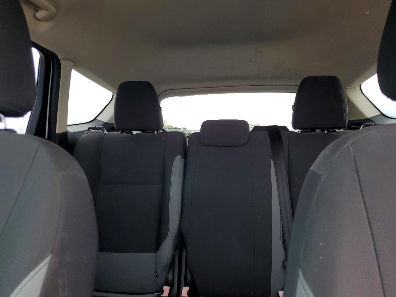 2013 Ford Escape S White vin: 1FMCU0F76DUD82227