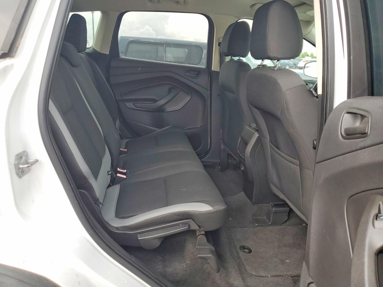 2013 Ford Escape S White vin: 1FMCU0F76DUD82227