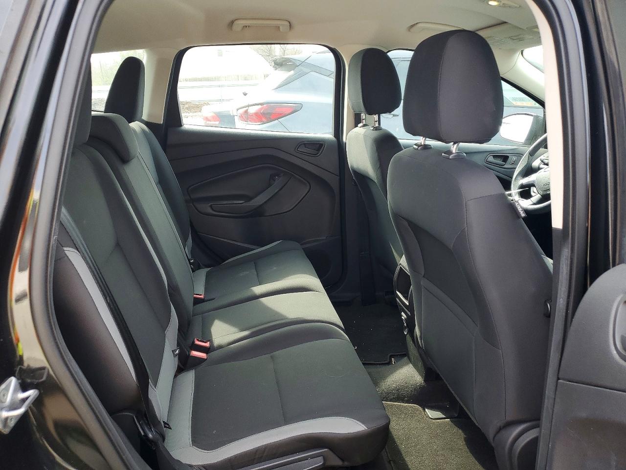 2014 Ford Escape S Серый vin: 1FMCU0F76EUA26281