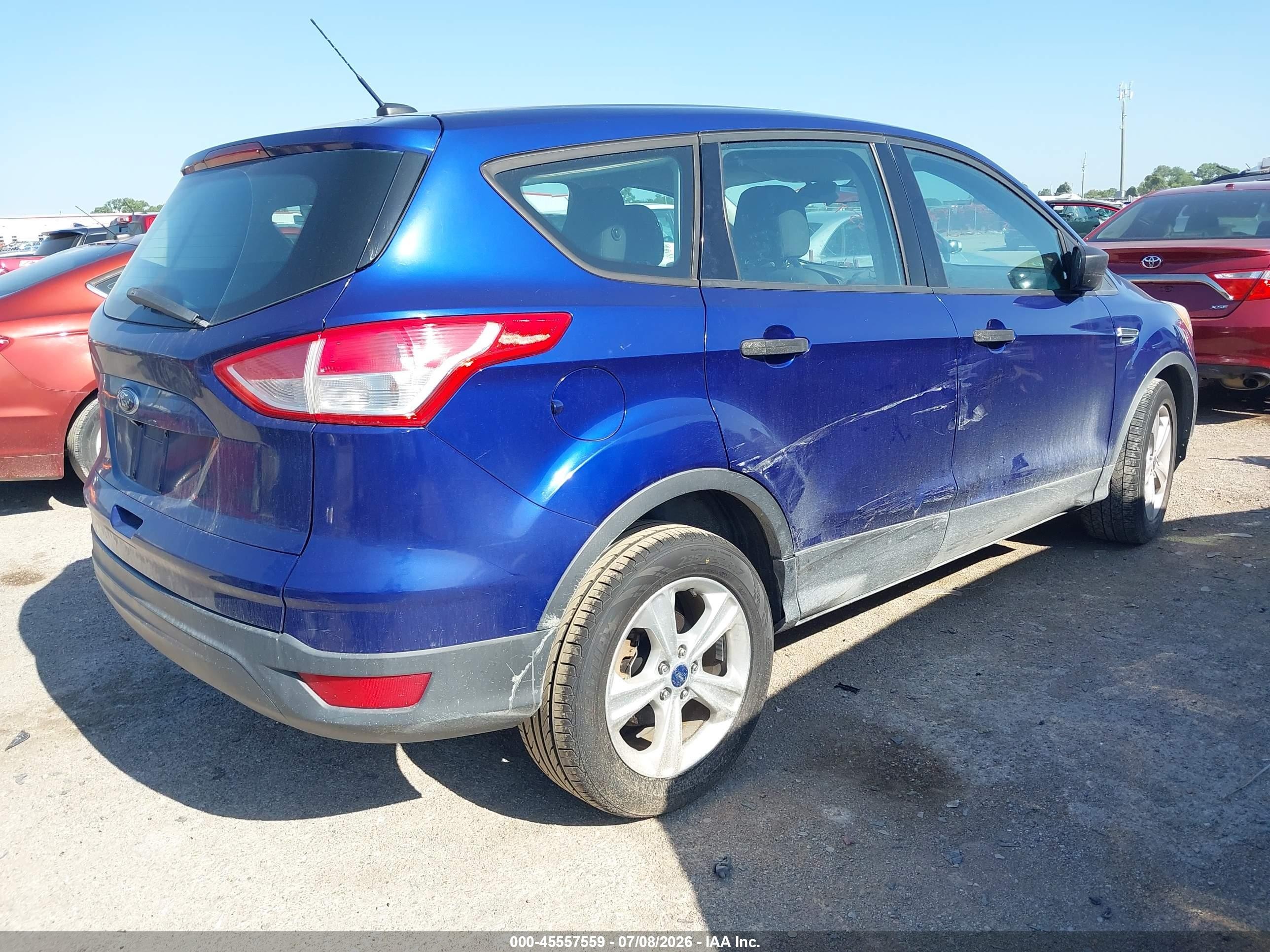 2014 Ford Escape S Синий vin: 1FMCU0F76EUC28294