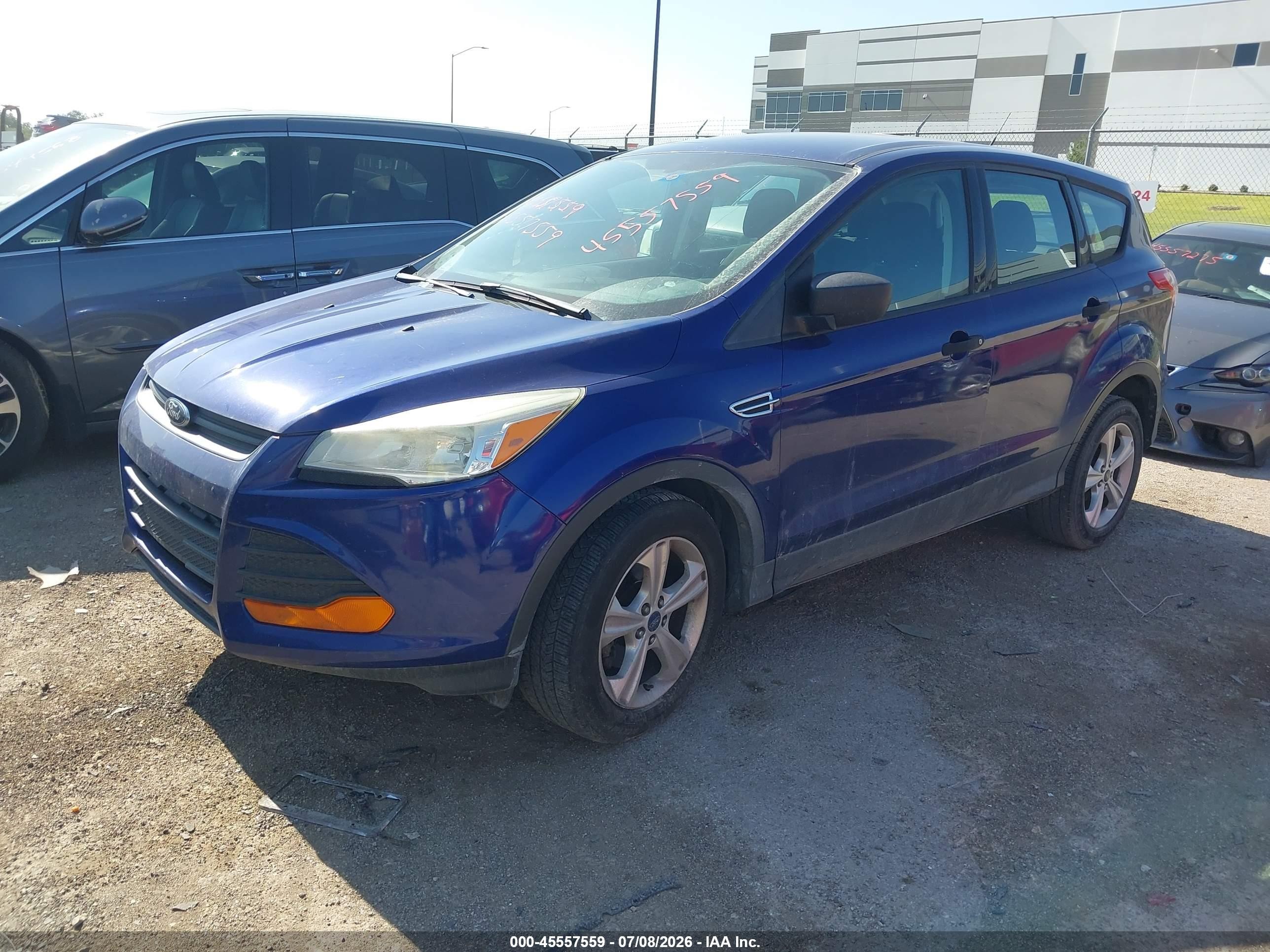 2014 Ford Escape S Синий vin: 1FMCU0F76EUC28294