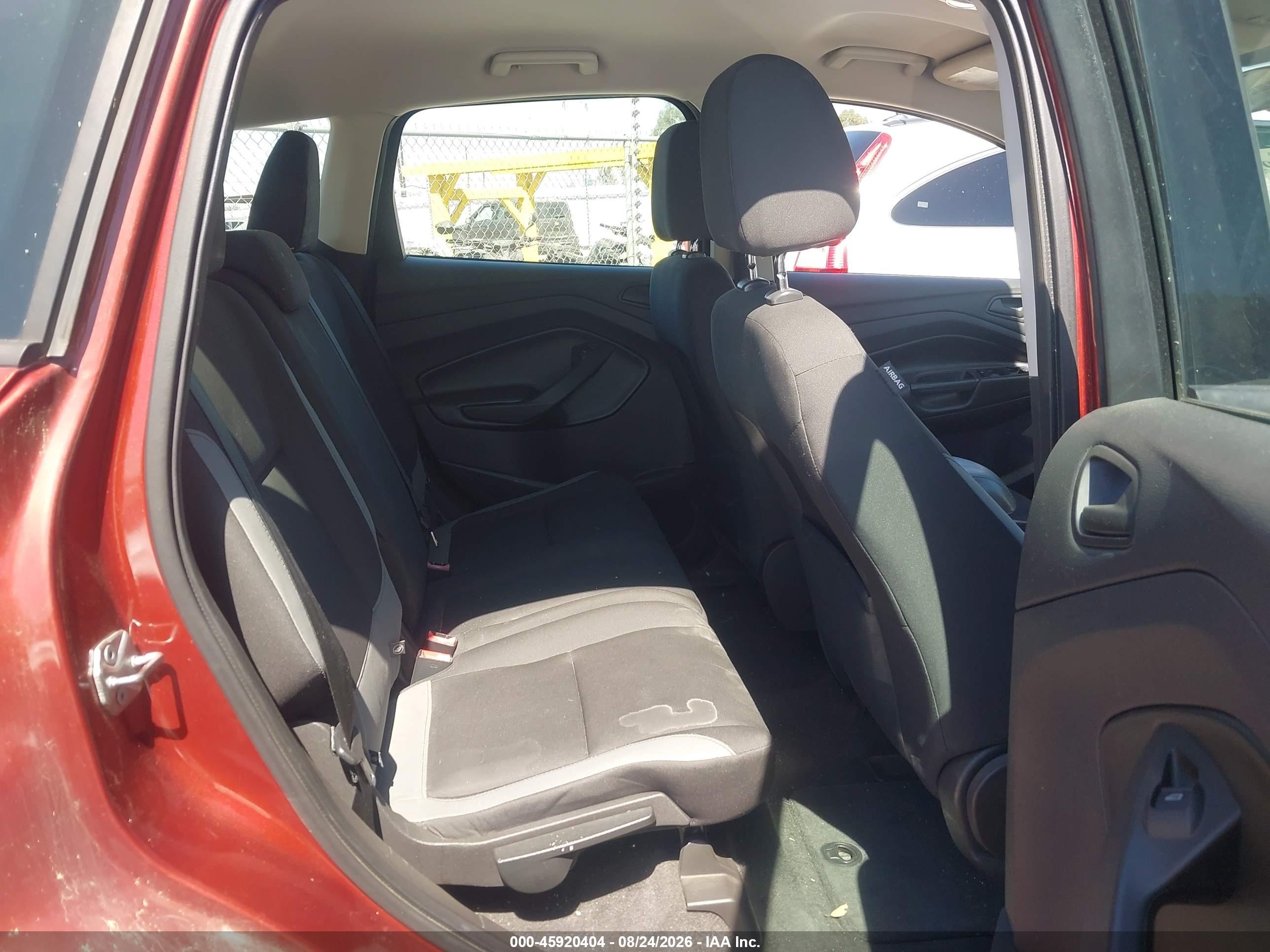 2014 Ford Escape S Оранжевый vin: 1FMCU0F76EUD25138