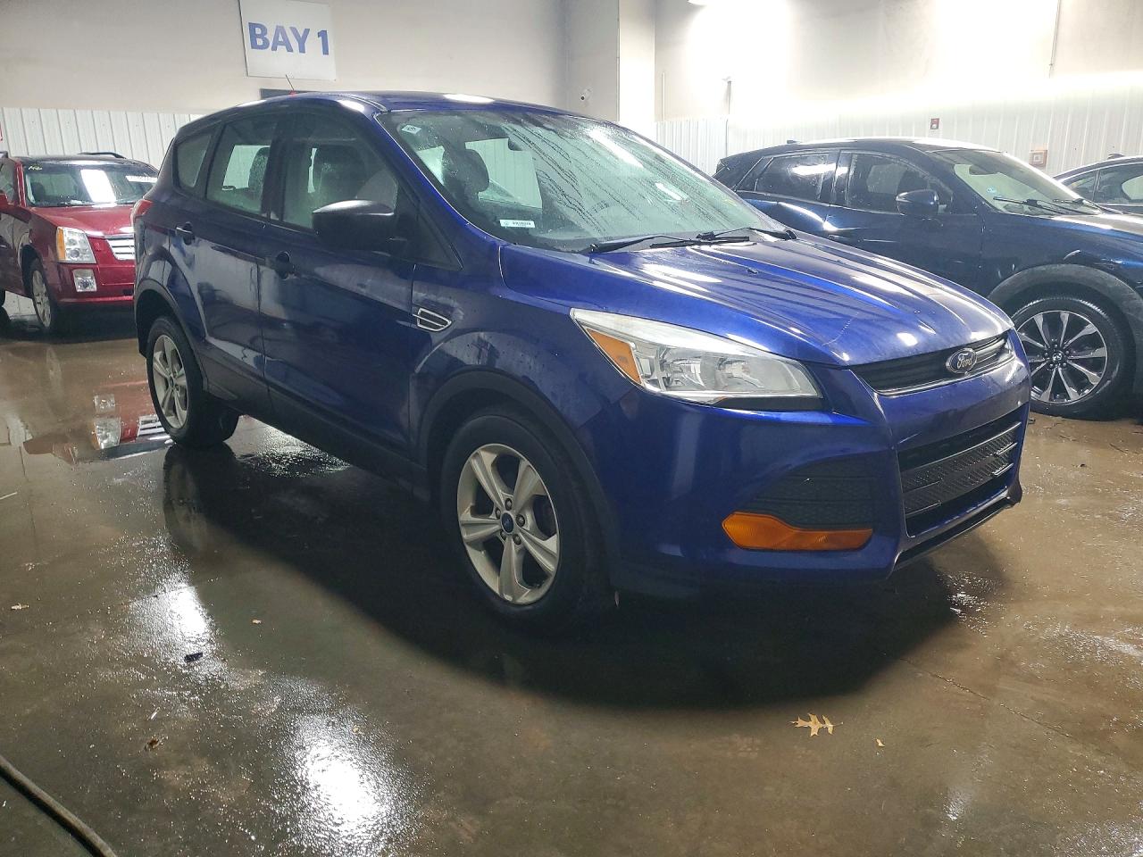 2014 Ford Escape S Синий vin: 1FMCU0F76EUD56602