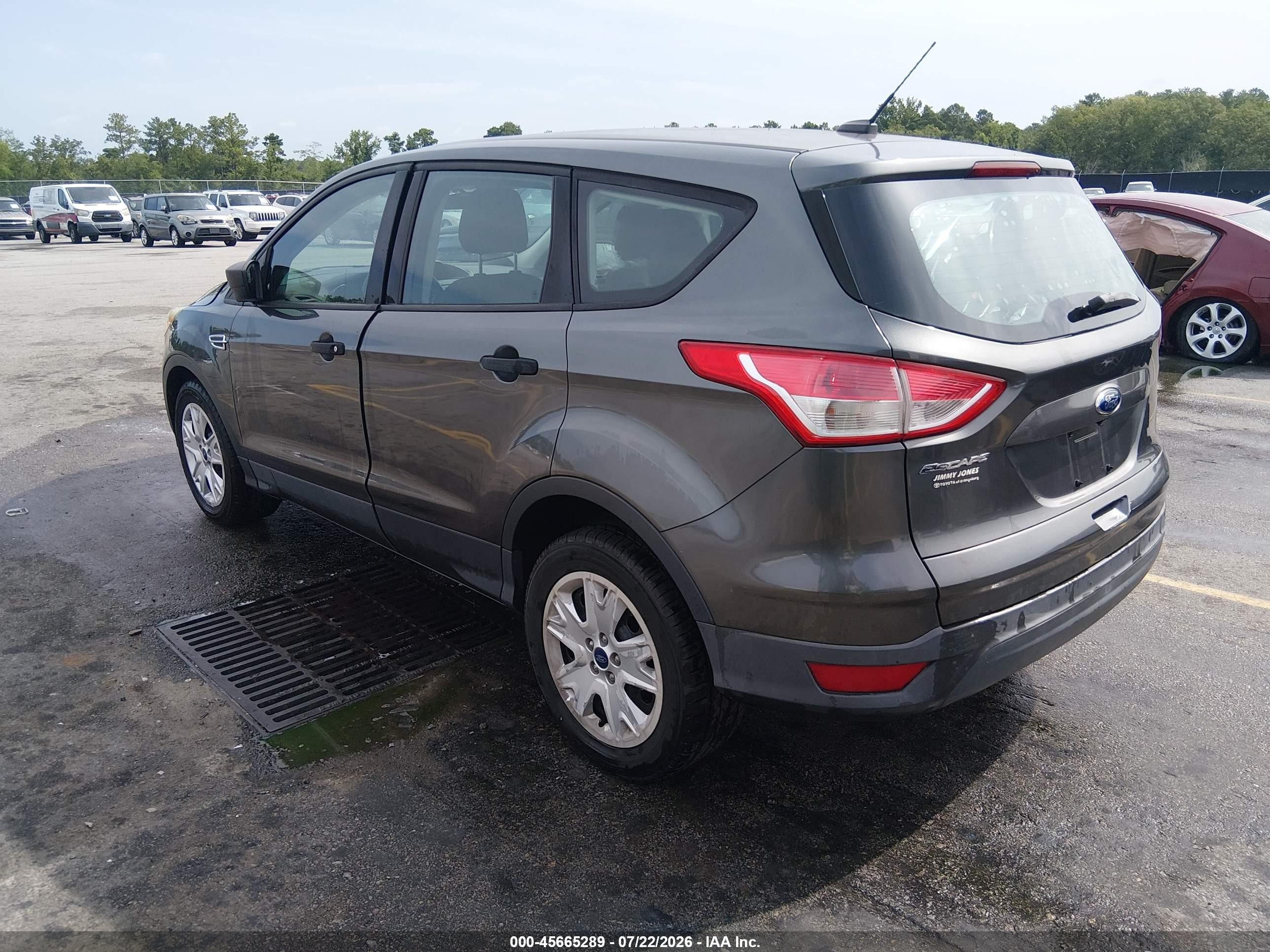2015 Ford Escape S Серый vin: 1FMCU0F76FUA14505