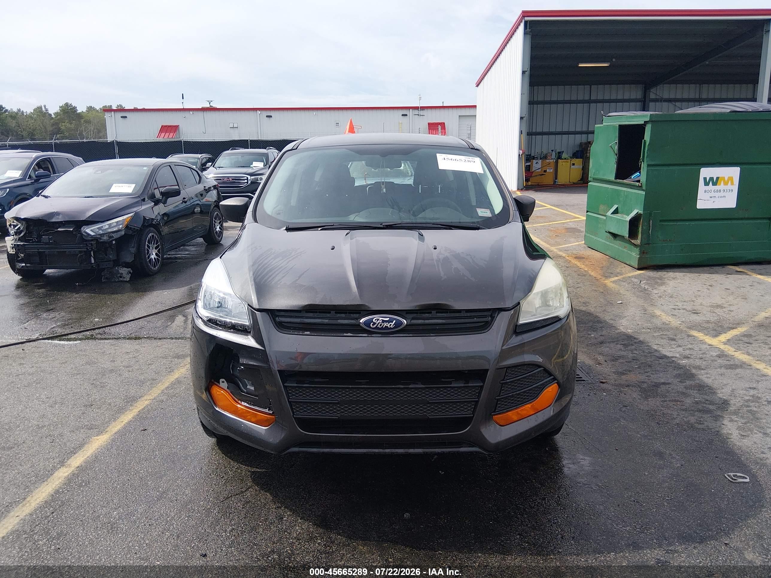 2015 Ford Escape S Серый vin: 1FMCU0F76FUA14505