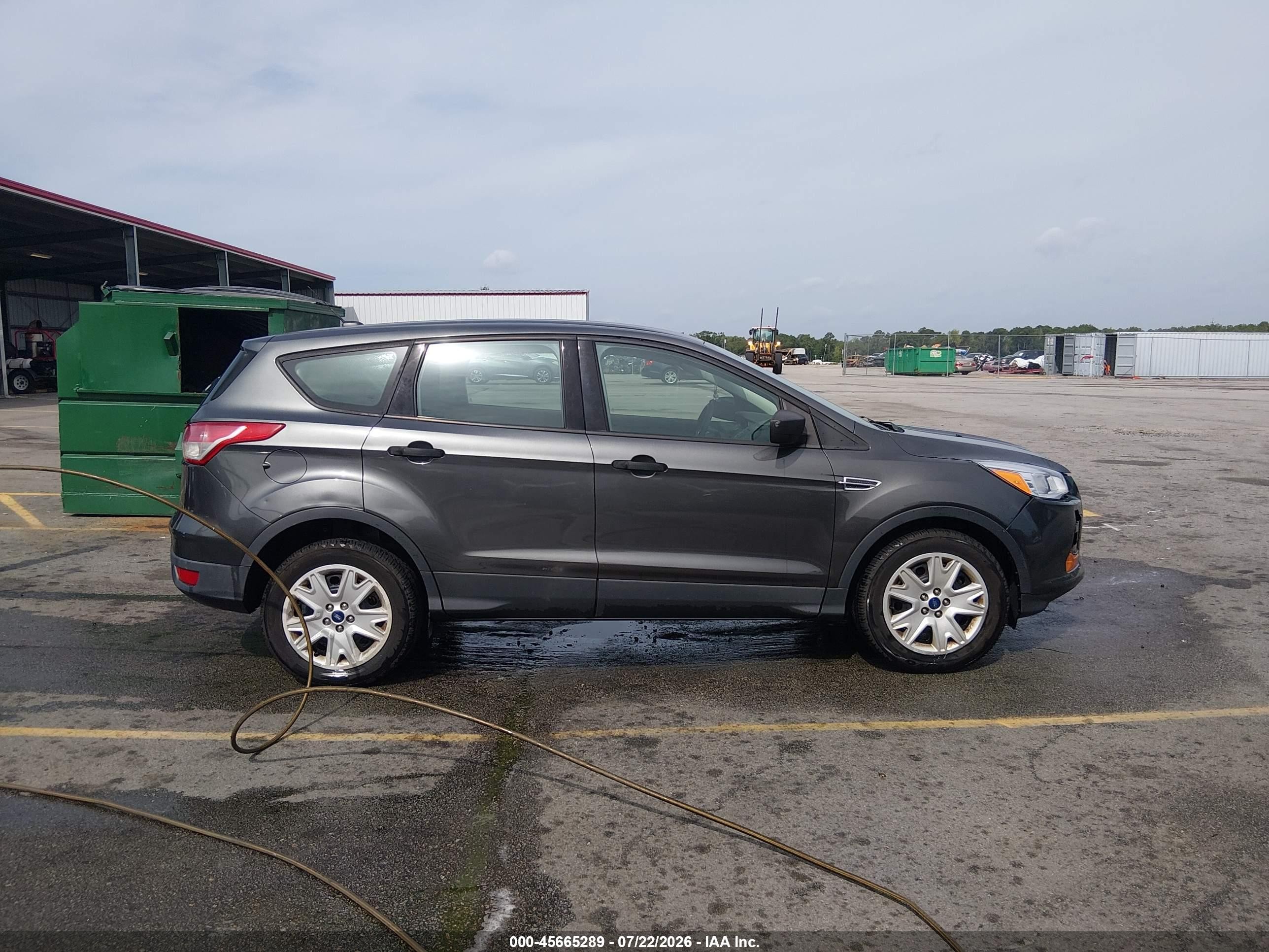 2015 Ford Escape S Серый vin: 1FMCU0F76FUA14505