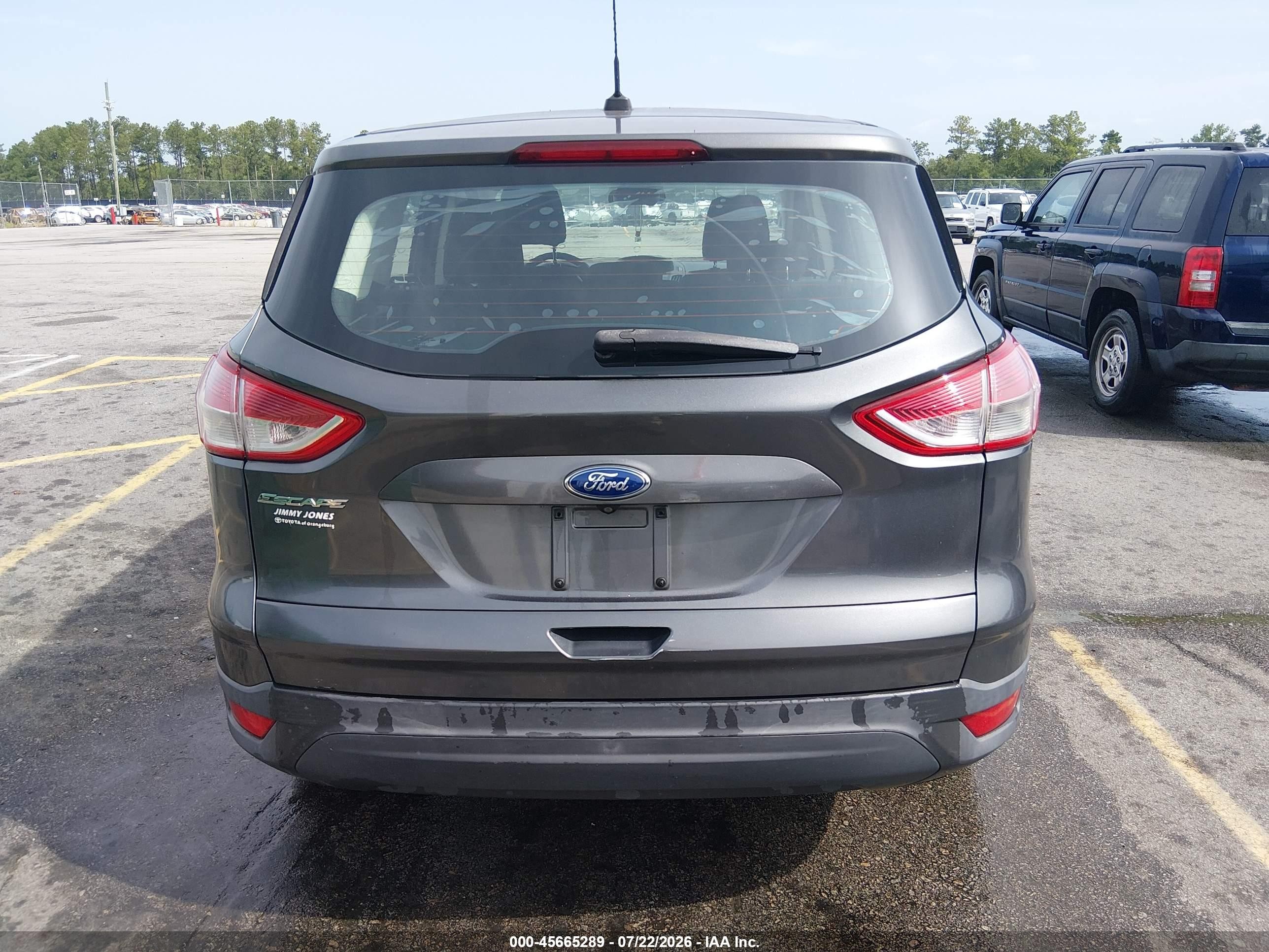 2015 Ford Escape S Серый vin: 1FMCU0F76FUA14505