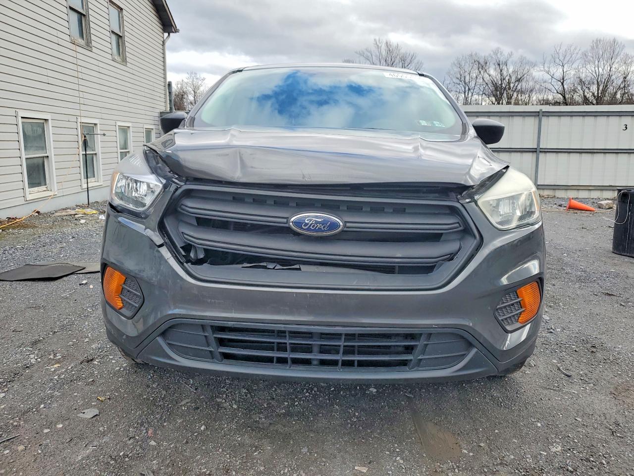 2017 Ford Escape S Gray vin: 1FMCU0F76HUD14645
