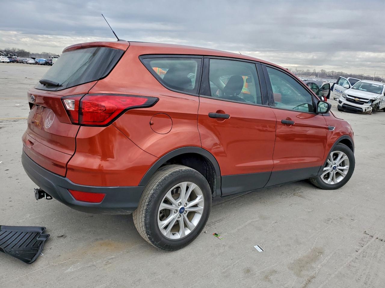 2019 Ford Escape S Orange vin: 1FMCU0F76KUB53513