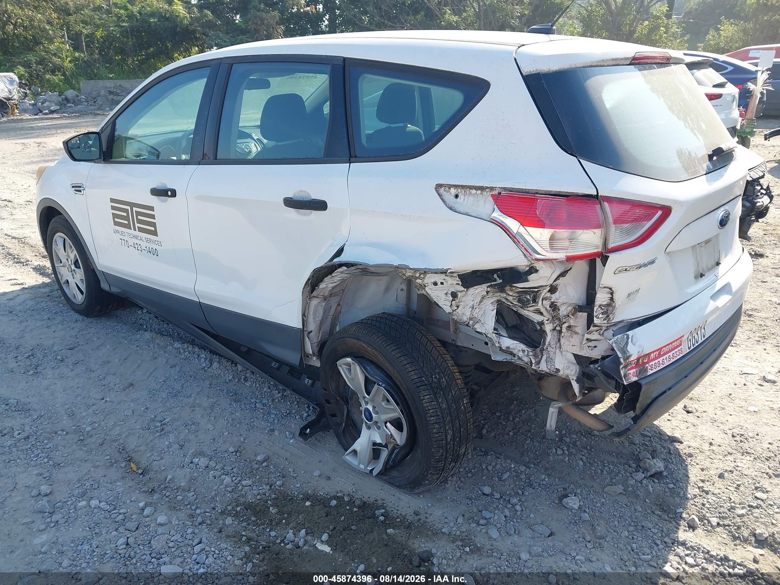 2013 Ford Escape S White vin: 1FMCU0F77DUB65575