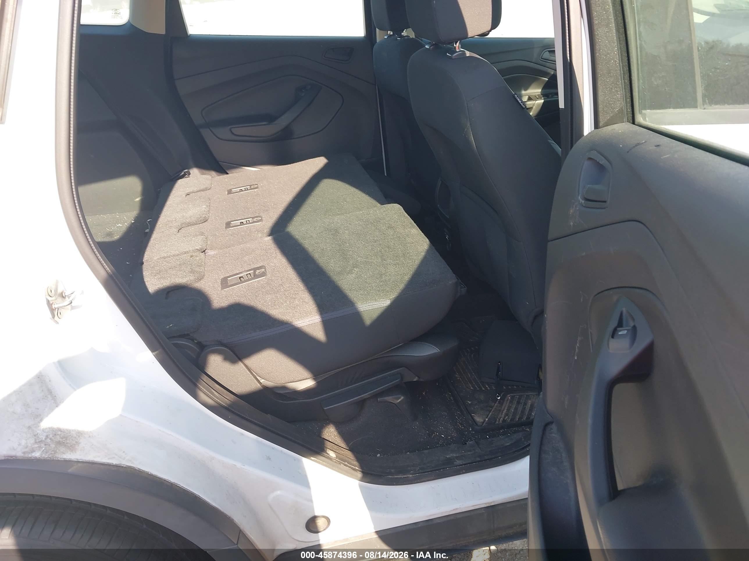 2013 Ford Escape S White vin: 1FMCU0F77DUB65575