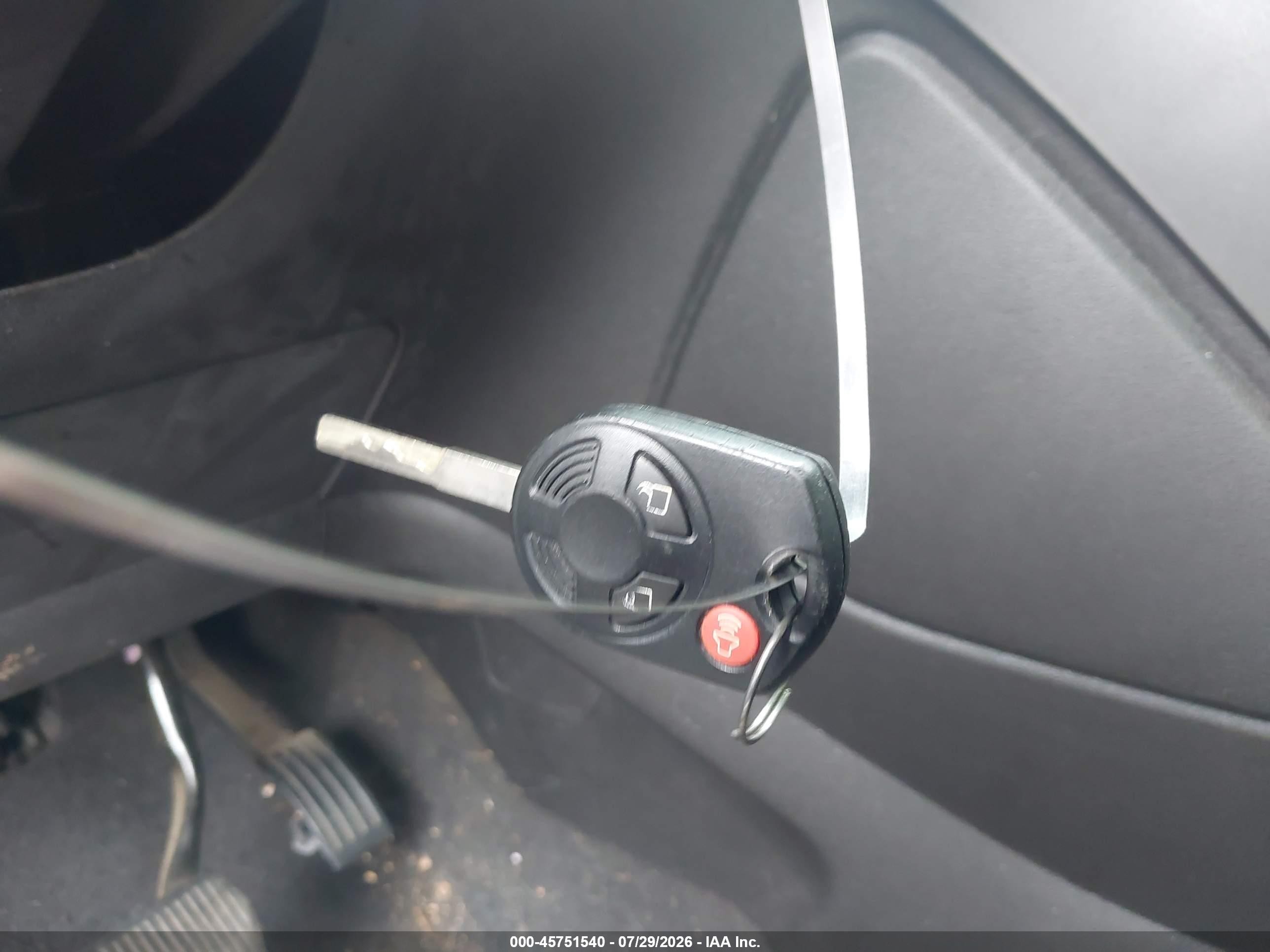2013 Ford Escape S Gray vin: 1FMCU0F77DUC90981