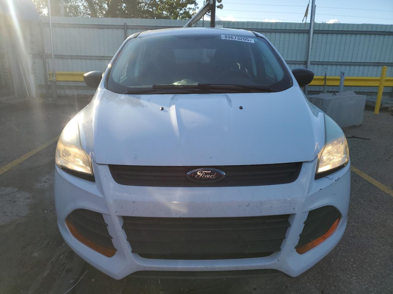 2014 Ford Escape White vin: 1FMCU0F77EUD08736