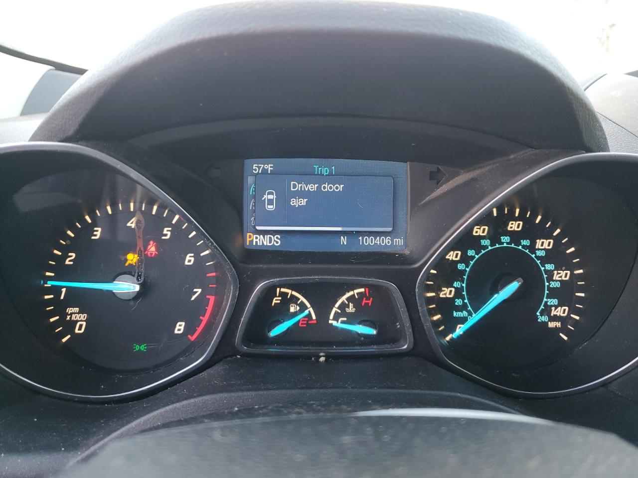 2014 Ford Escape White vin: 1FMCU0F77EUD08736