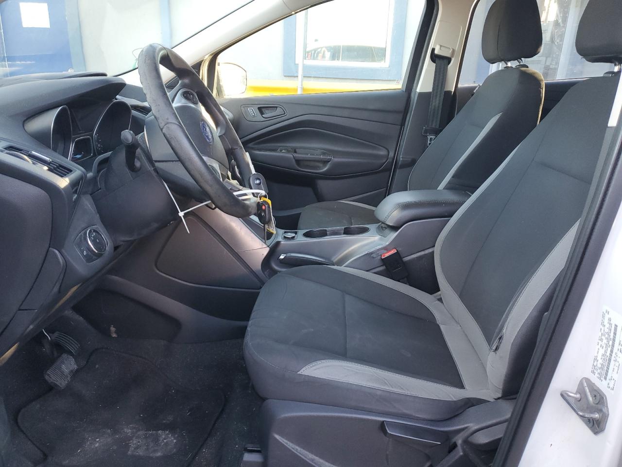 2014 Ford Escape White vin: 1FMCU0F77EUD08736