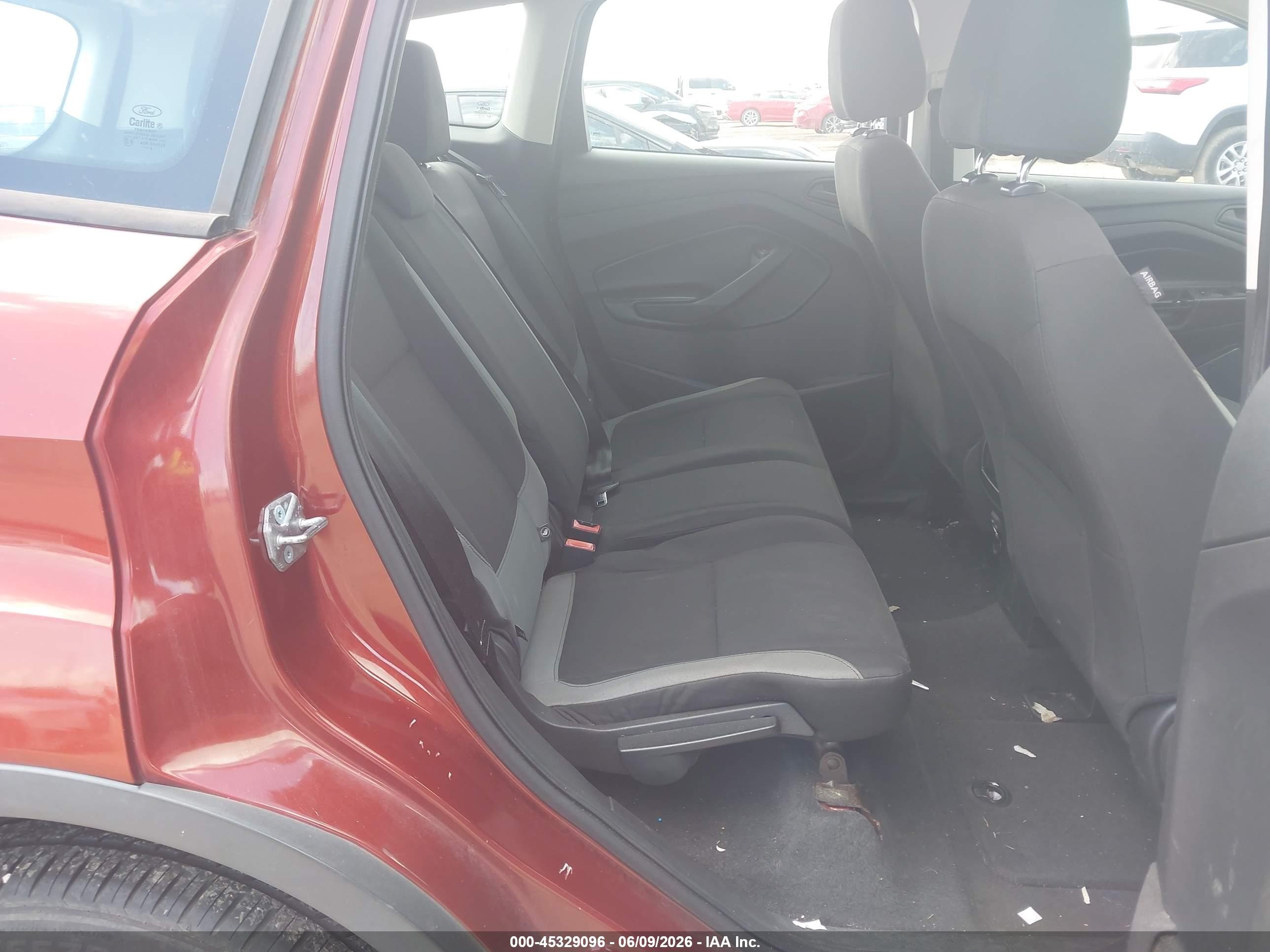 2014 Ford Escape S Оранжевый vin: 1FMCU0F77EUD16710