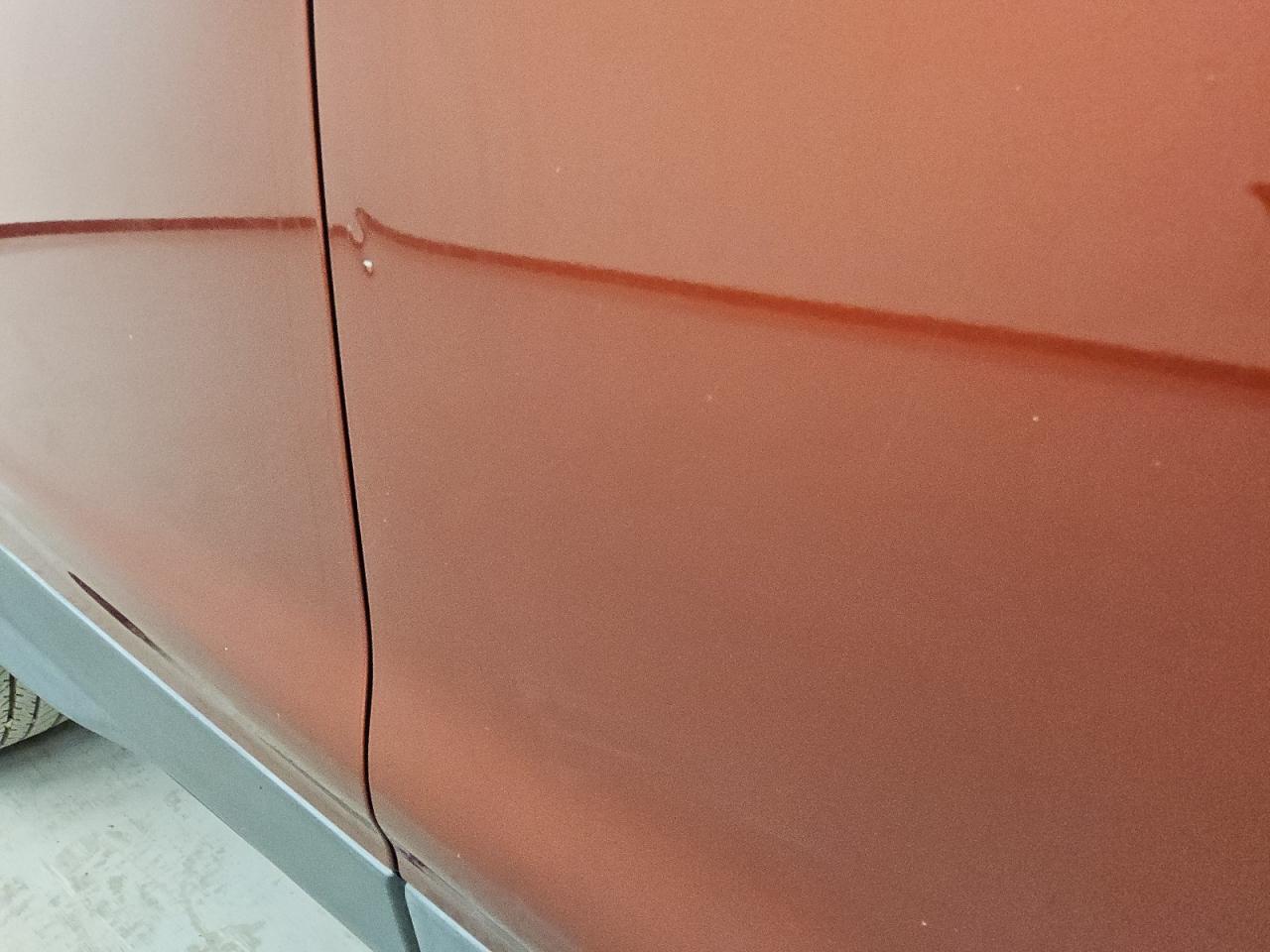 2014 Ford Escape S Orange vin: 1FMCU0F77EUD58021 Damage: Right Front Door, Dent(S) W/ Paint Dmg, 1/2 To 1 Inch