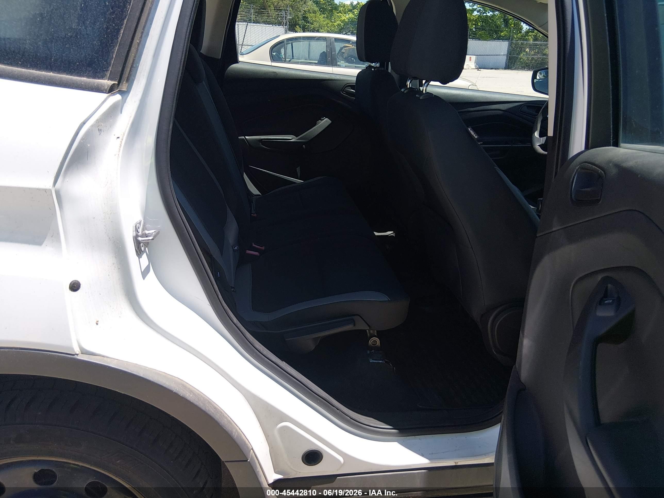 2014 Ford Escape S White vin: 1FMCU0F77EUD72226