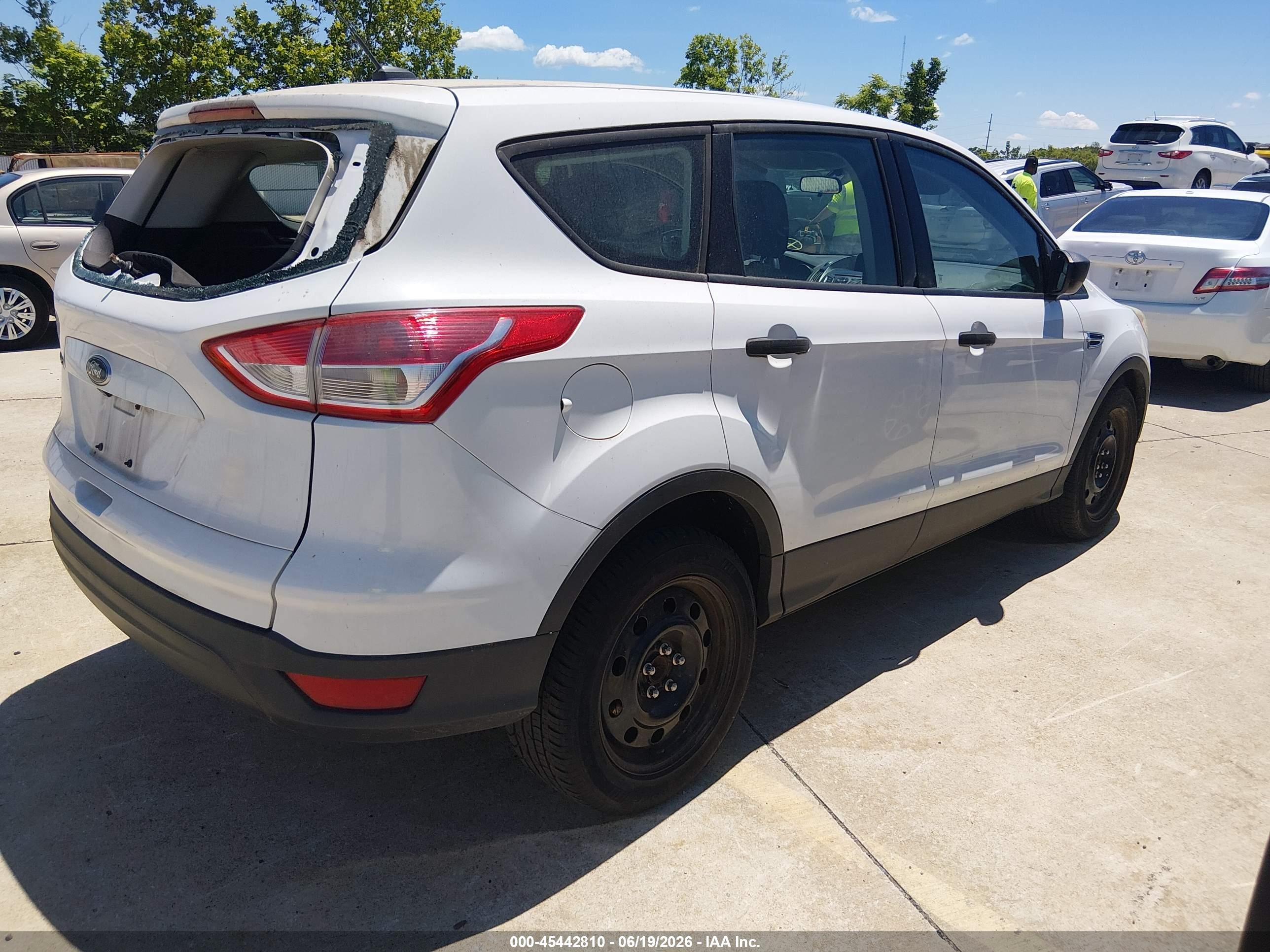 2014 Ford Escape S White vin: 1FMCU0F77EUD72226