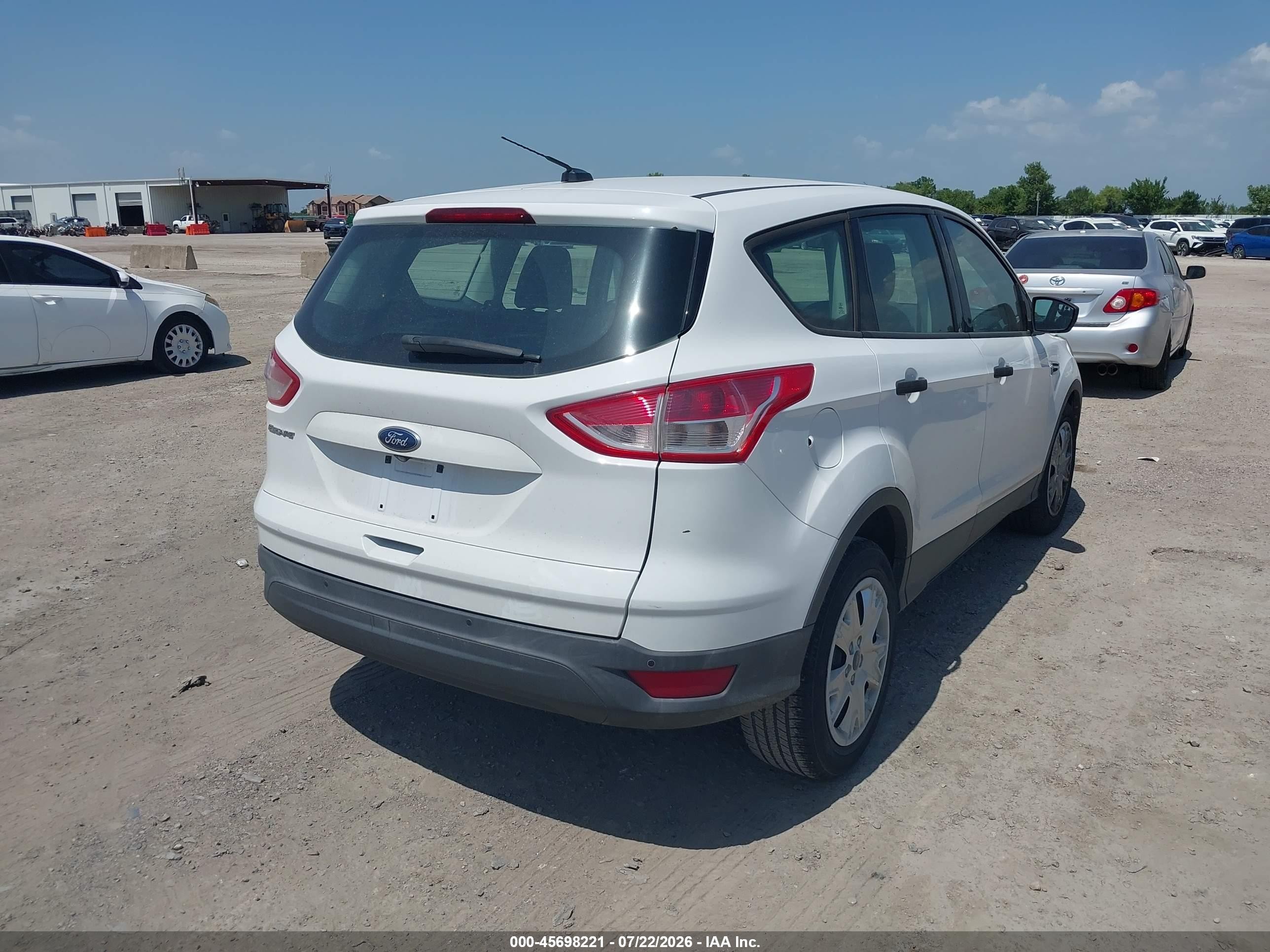 2014 Ford Escape S White vin: 1FMCU0F77EUE15091