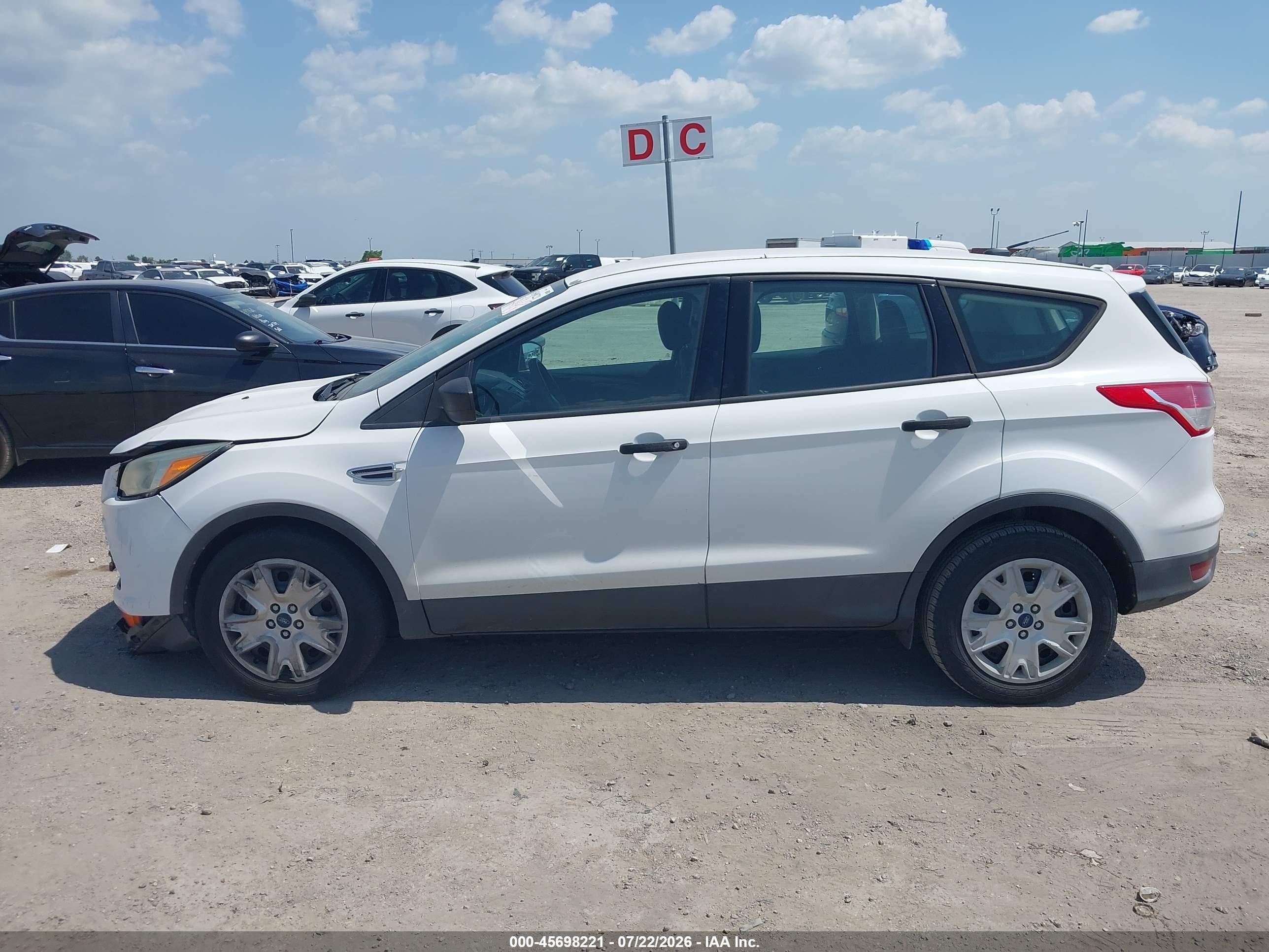 2014 Ford Escape S White vin: 1FMCU0F77EUE15091
