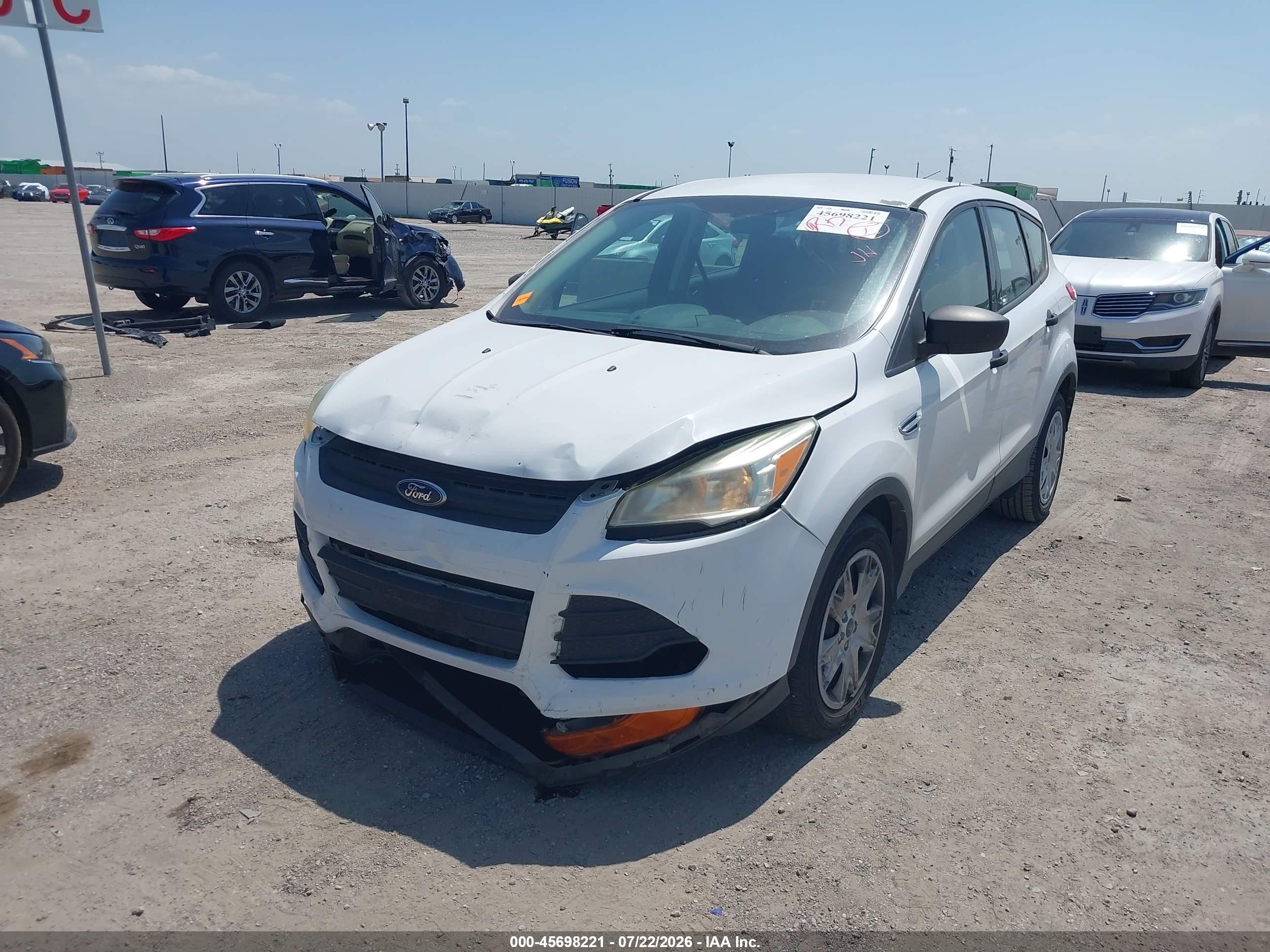 2014 Ford Escape S White vin: 1FMCU0F77EUE15091