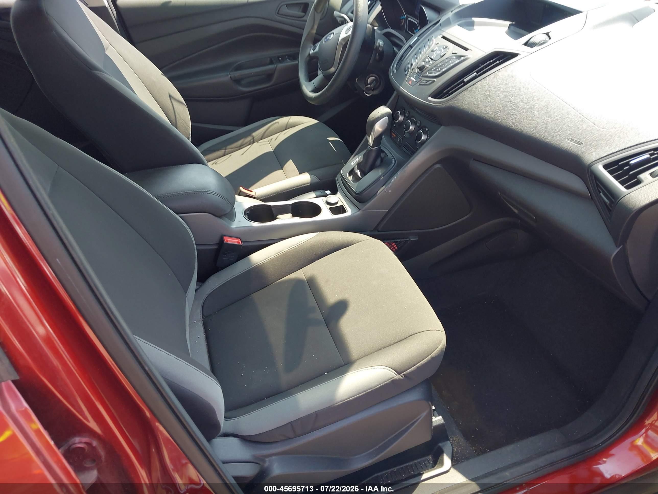 2015 Ford Escape S Red vin: 1FMCU0F77FUA73823