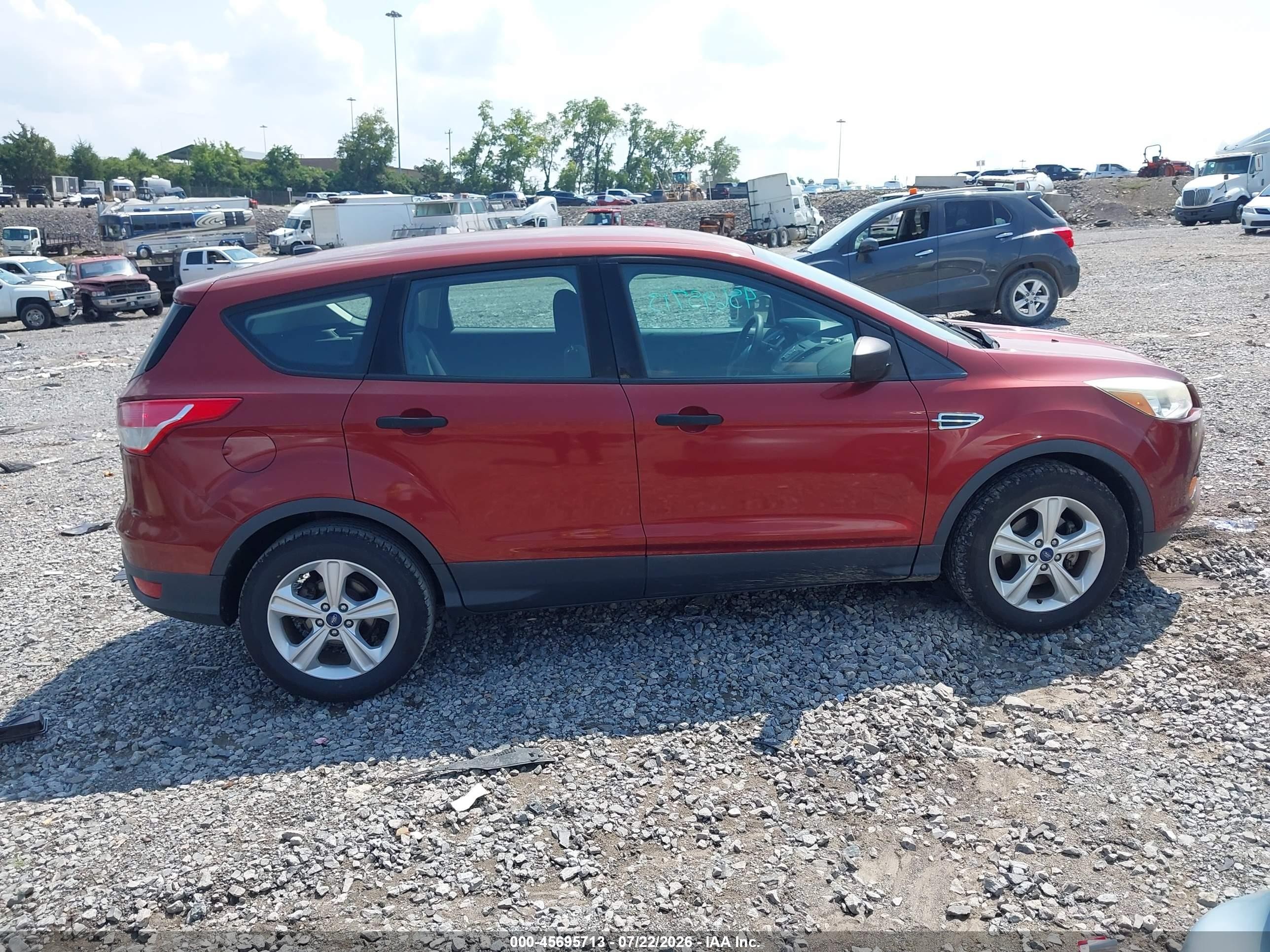 2015 Ford Escape S Red vin: 1FMCU0F77FUA73823