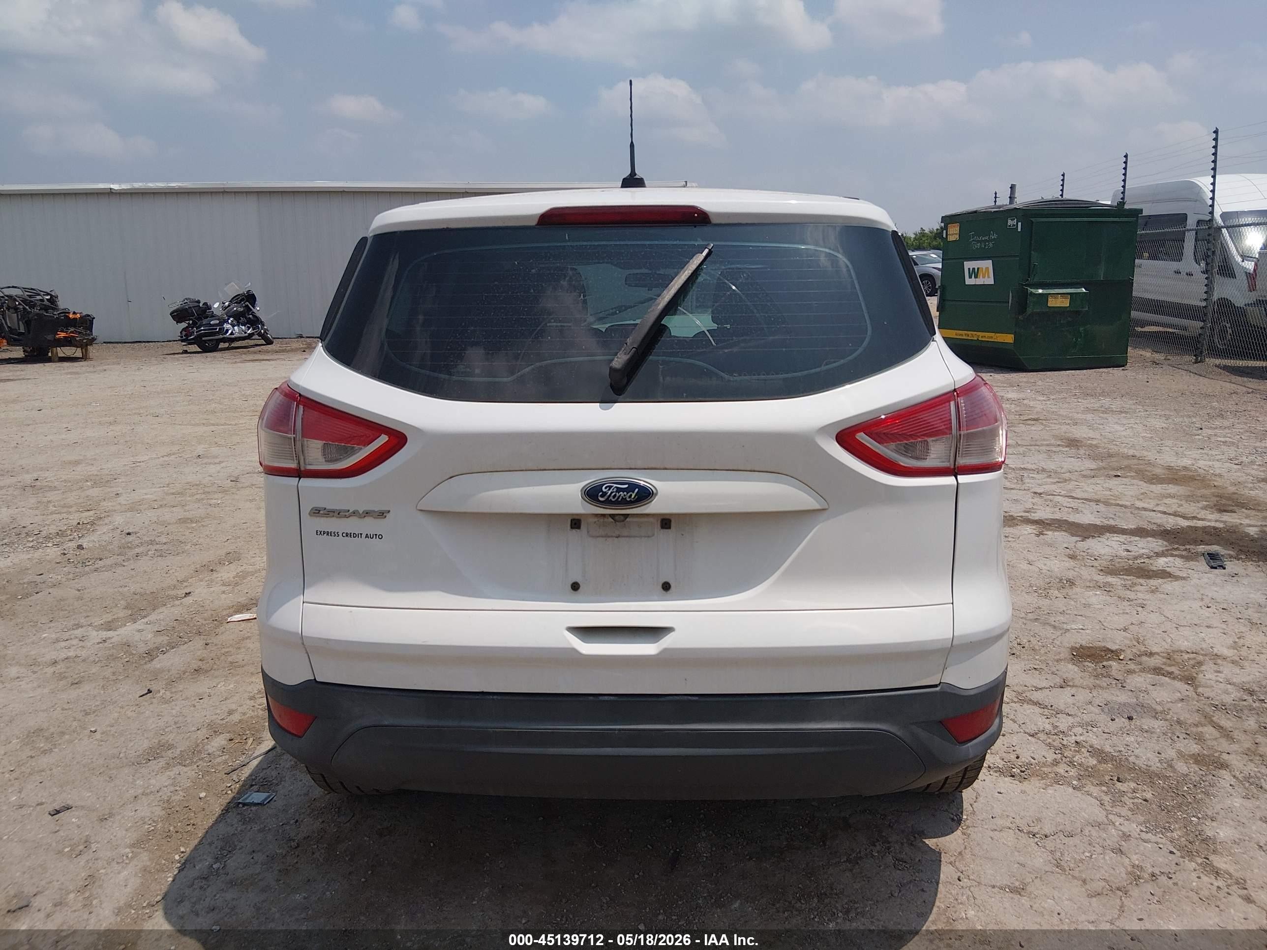 2015 Ford Escape S White vin: 1FMCU0F77FUB93640