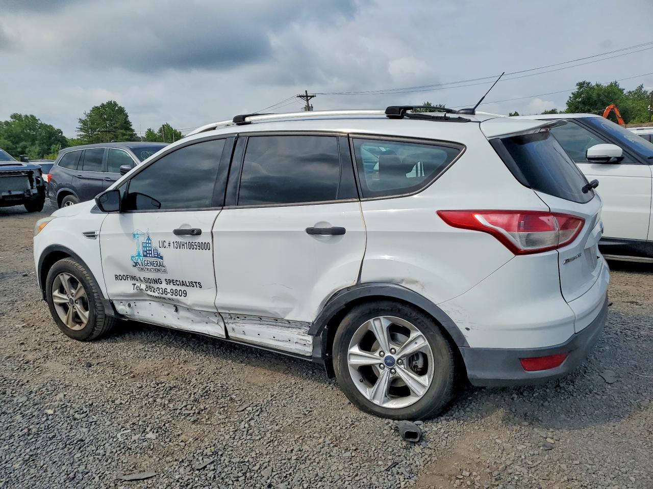 2015 Ford Escape S White vin: 1FMCU0F77FUC18827