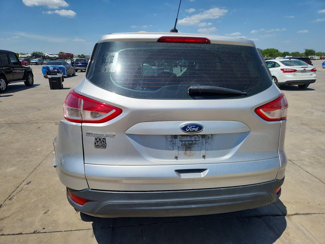 2016 Ford Escape S Серебряный vin: 1FMCU0F77GUB70893