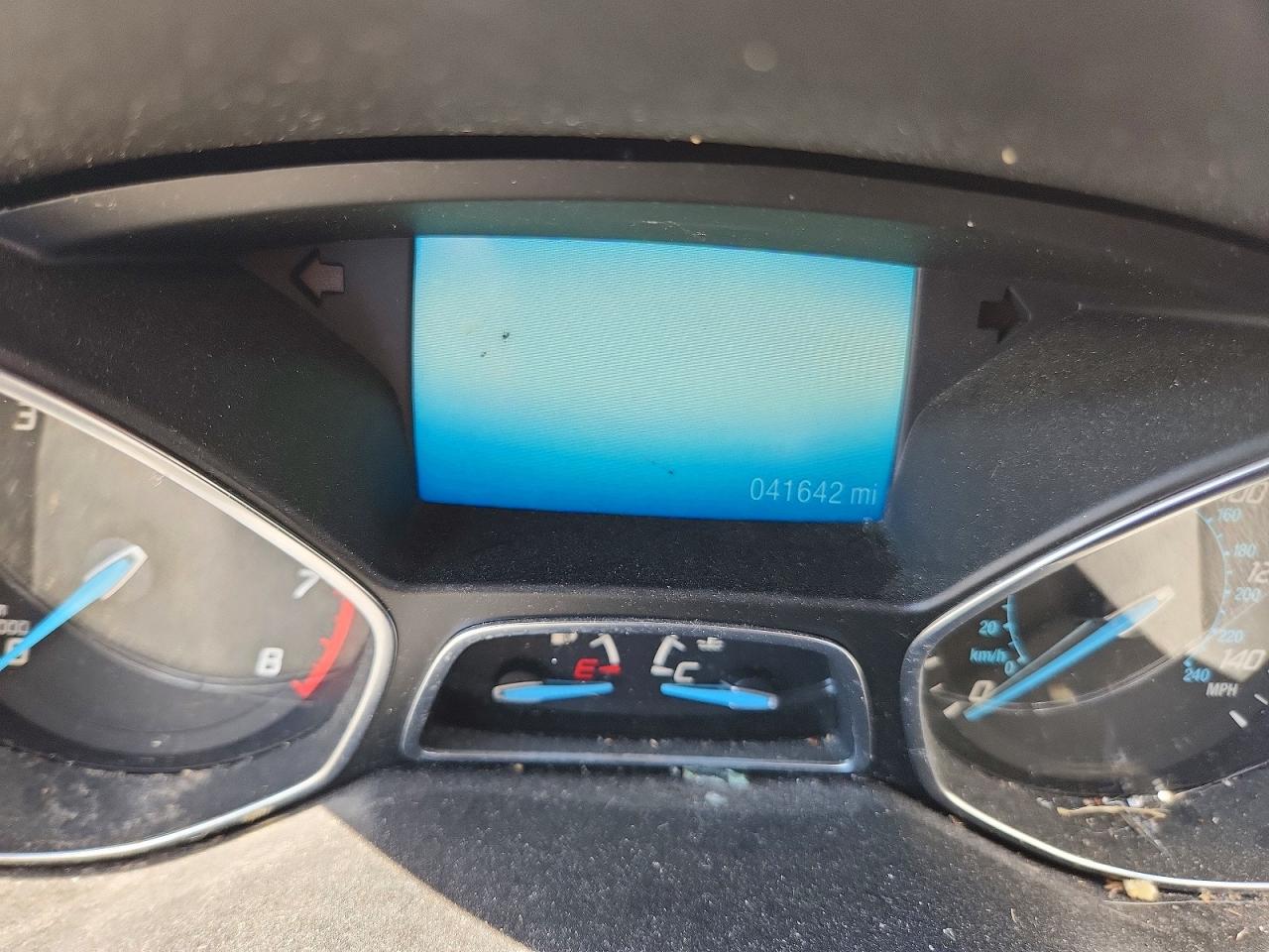 2016 Ford Escape S Серебряный vin: 1FMCU0F77GUB70893