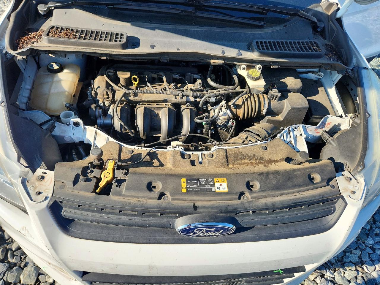 2013 Ford Escape S White vin: 1FMCU0F78DUB60207