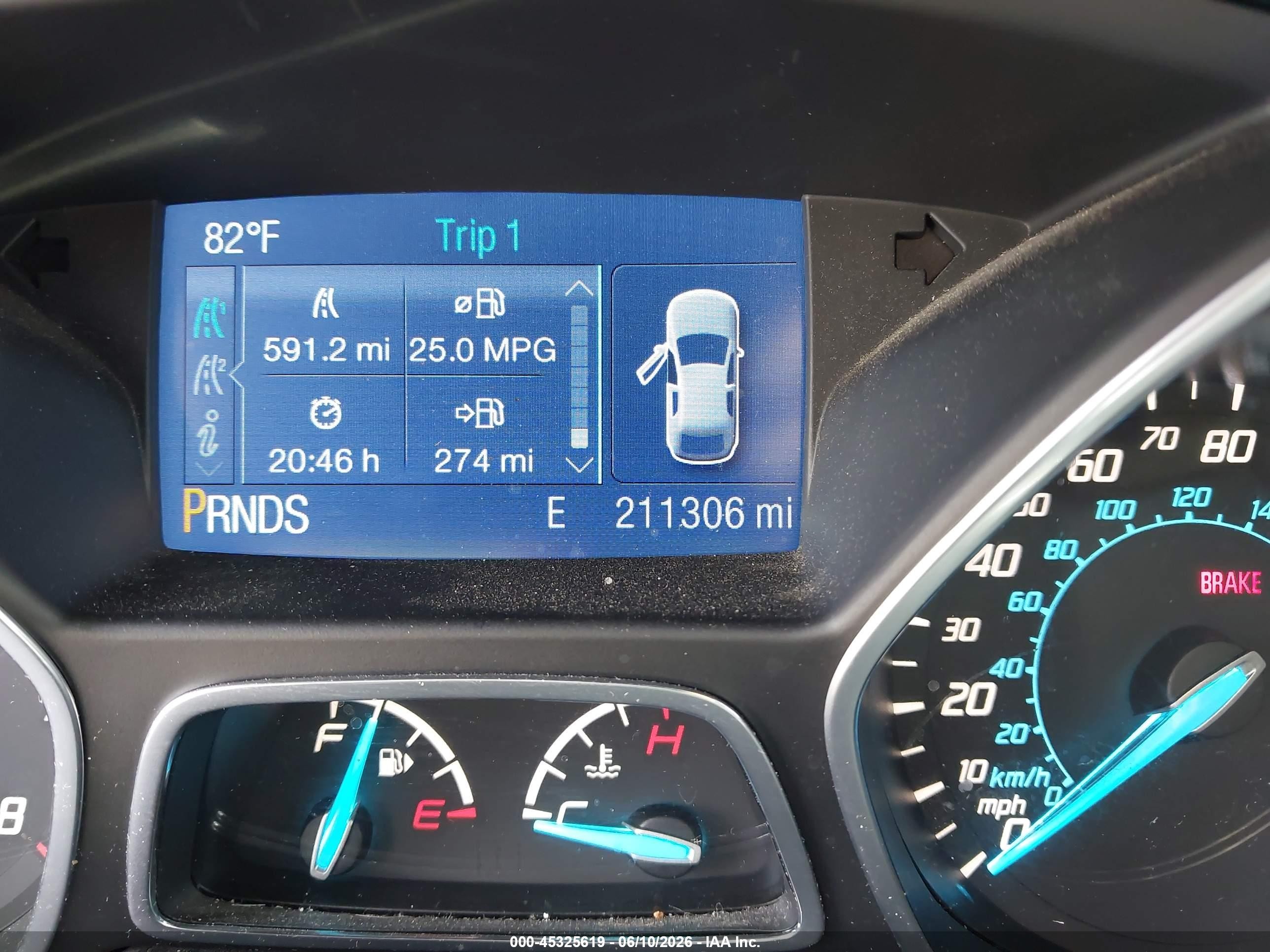 2013 Ford Escape S White vin: 1FMCU0F78DUC08174