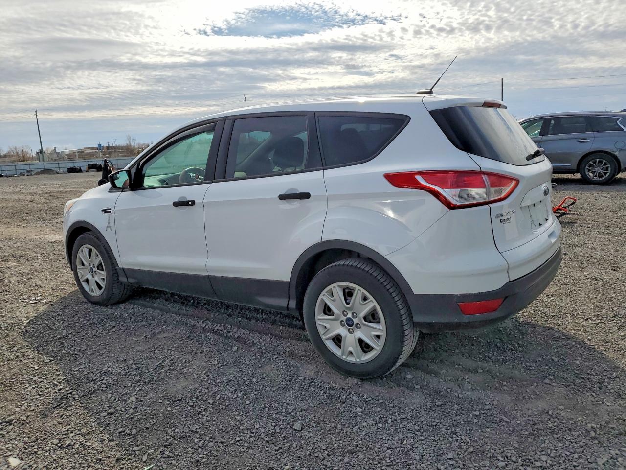 2014 Ford Escape S White vin: 1FMCU0F78EUA40926
