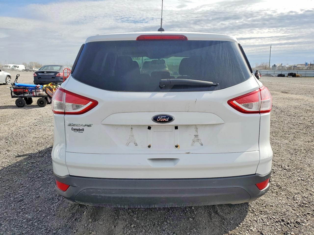 2014 Ford Escape S White vin: 1FMCU0F78EUA40926