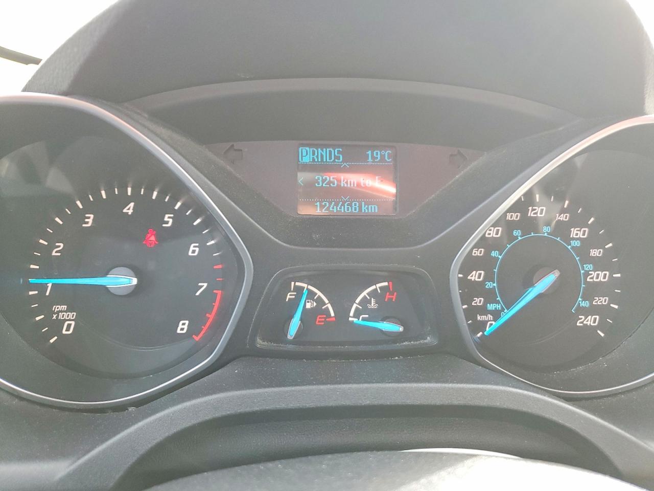 2014 Ford Escape S White vin: 1FMCU0F78EUA40926