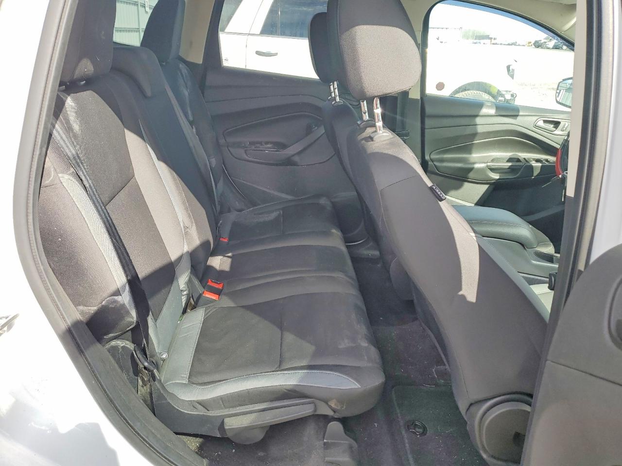 2014 Ford Escape S White vin: 1FMCU0F78EUA40926
