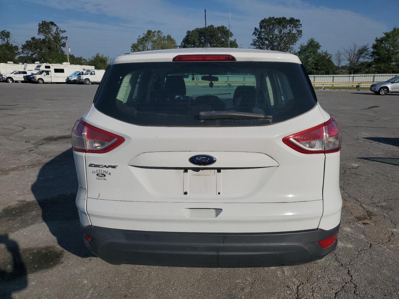 2014 Ford Escape S White vin: 1FMCU0F78EUD41826