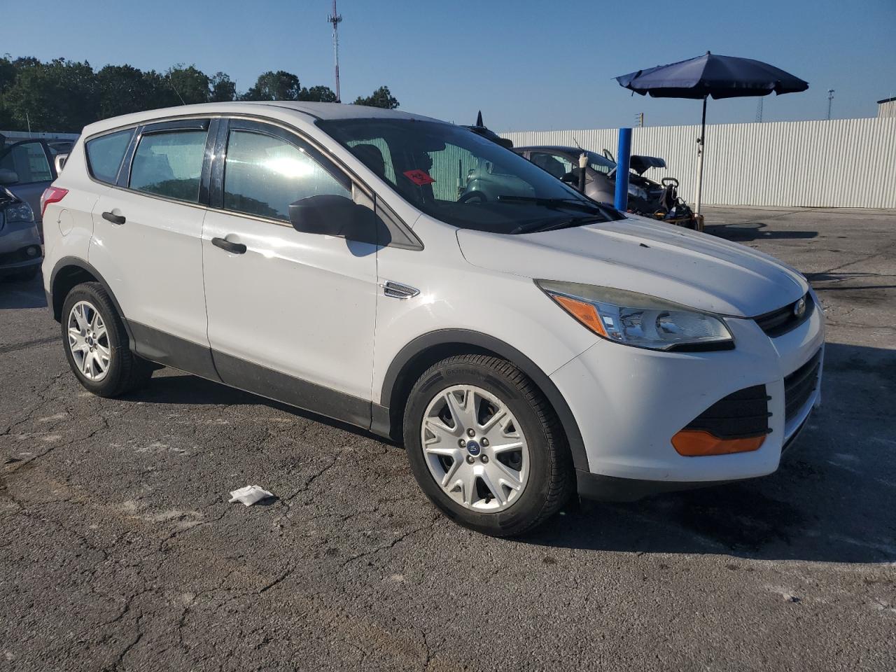 2014 Ford Escape S White vin: 1FMCU0F78EUD41826