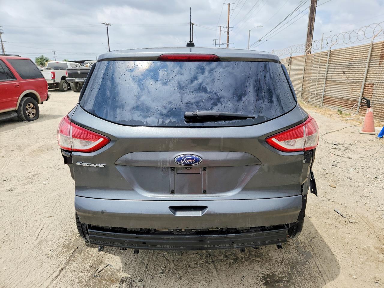 2015 Ford Escape S Gray vin: 1FMCU0F78FUA08947