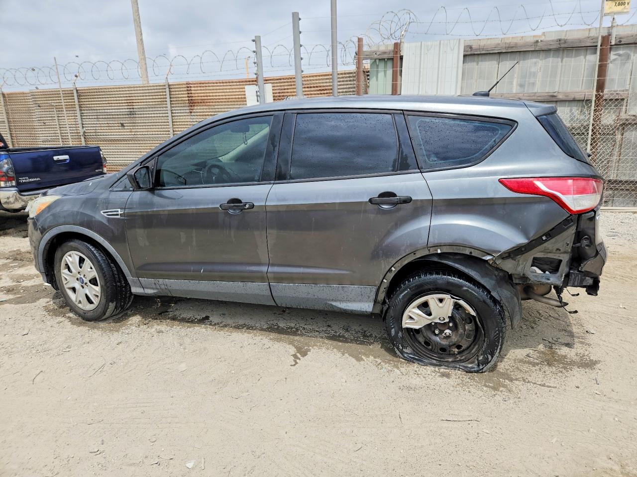 2015 Ford Escape S Gray vin: 1FMCU0F78FUA08947