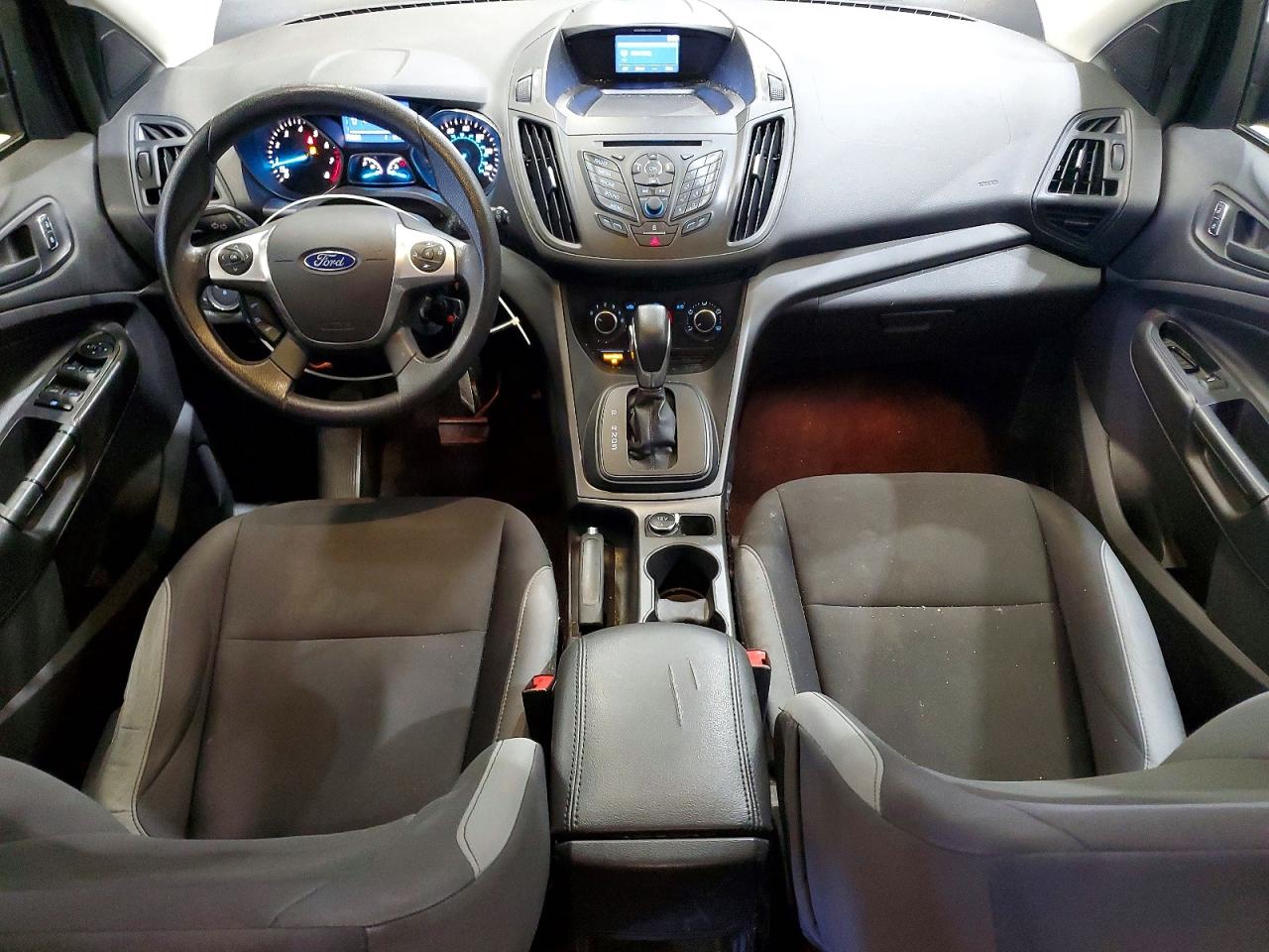 2015 Ford Escape S Серебряный vin: 1FMCU0F78FUA20869
