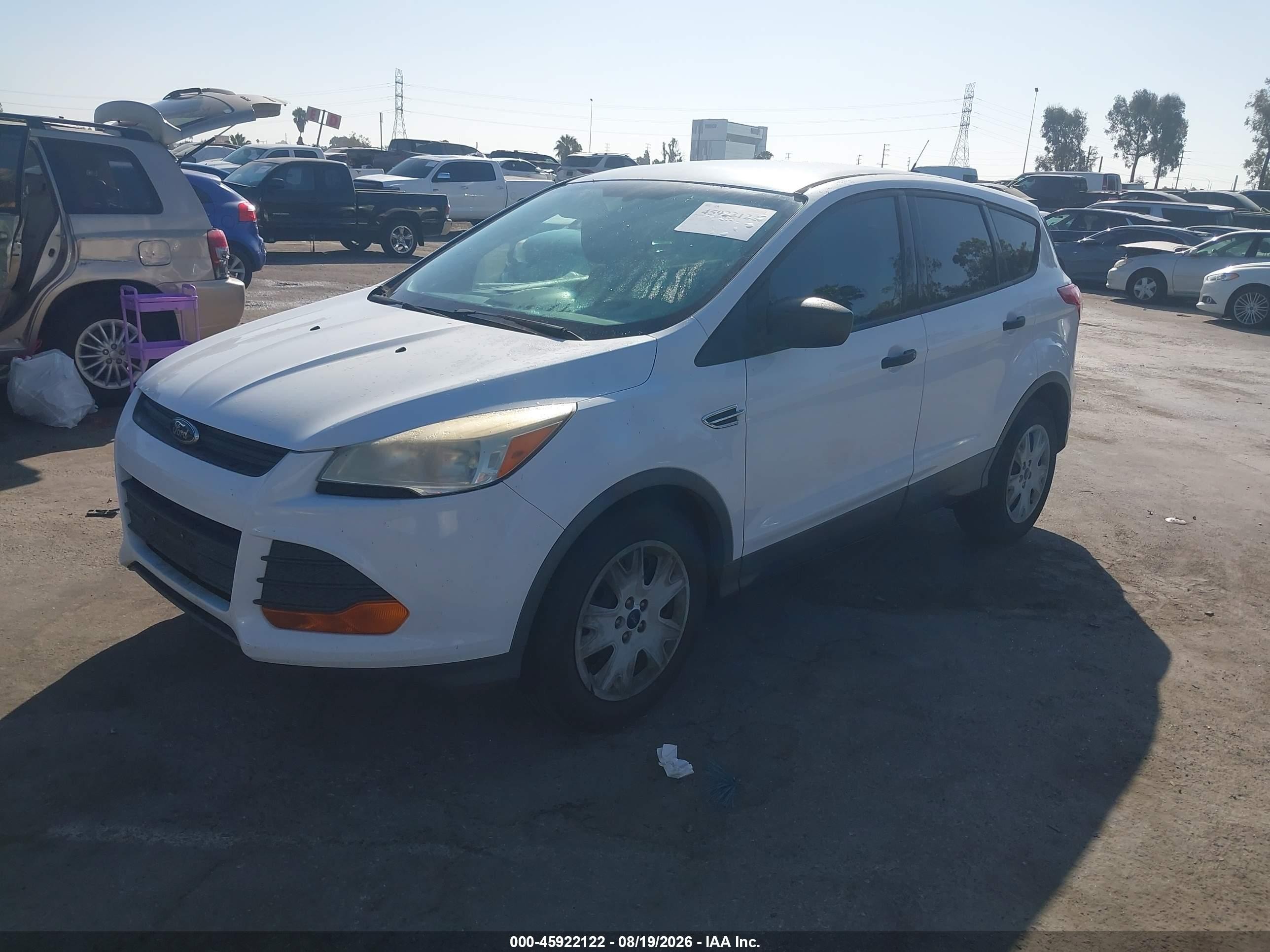 2015 Ford Escape S White vin: 1FMCU0F78FUA79162