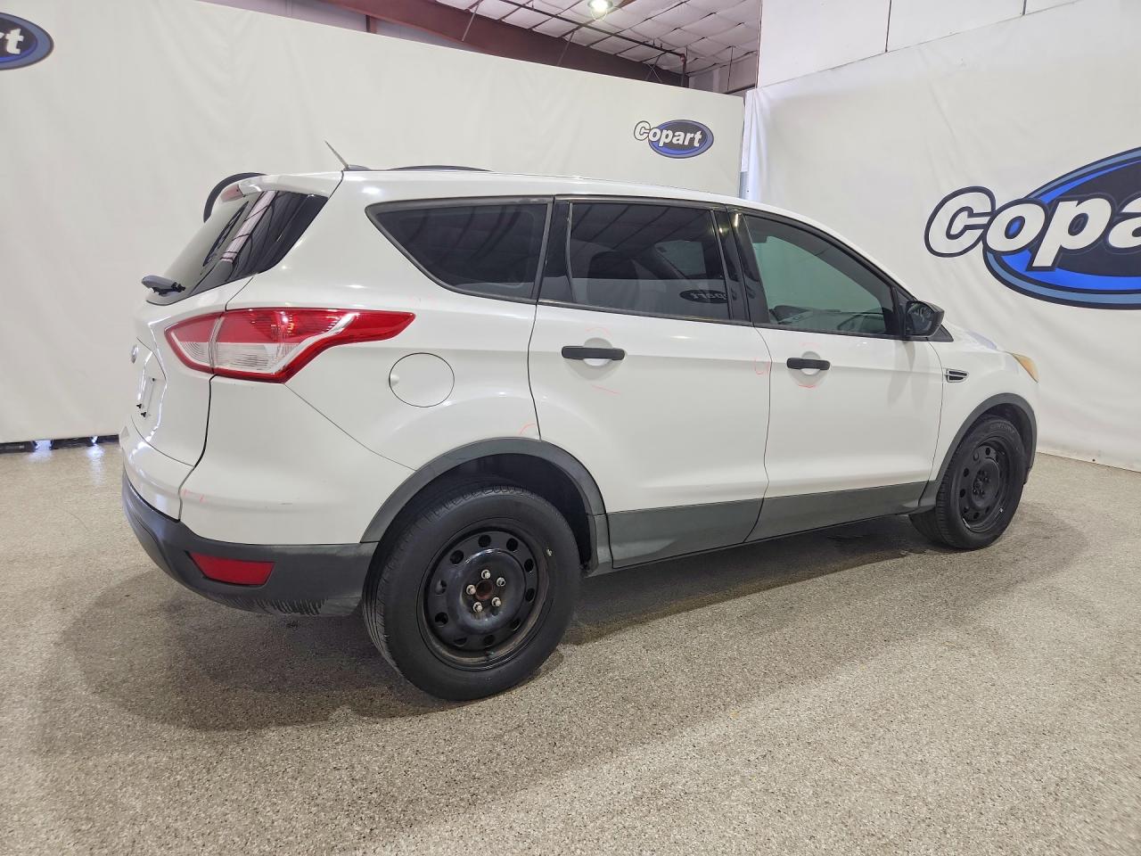 2015 Ford Escape S White vin: 1FMCU0F78FUB64907
