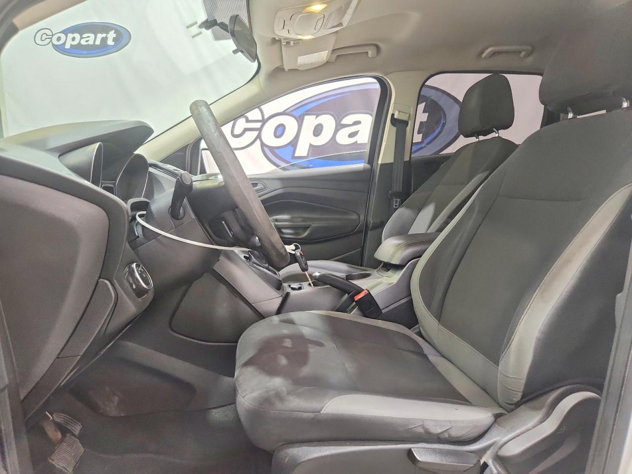 2015 Ford Escape S White vin: 1FMCU0F78FUB64907