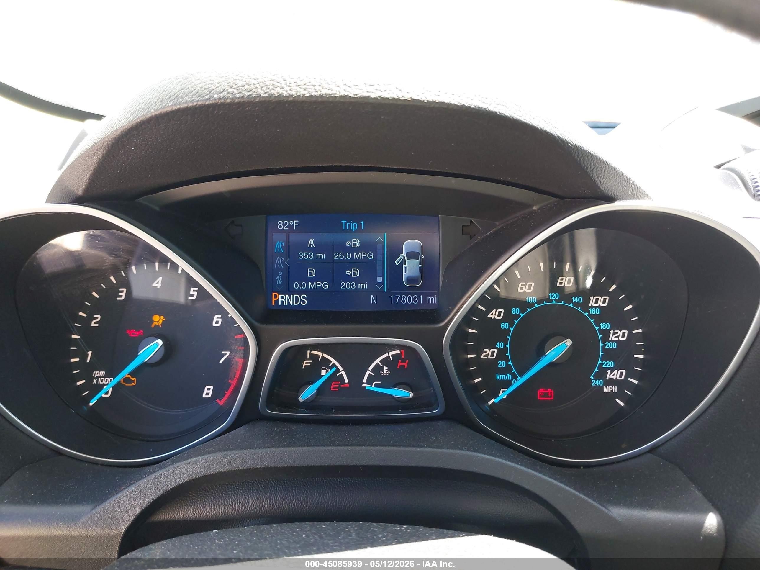 2015 Ford Escape S Черный vin: 1FMCU0F78FUB82579
